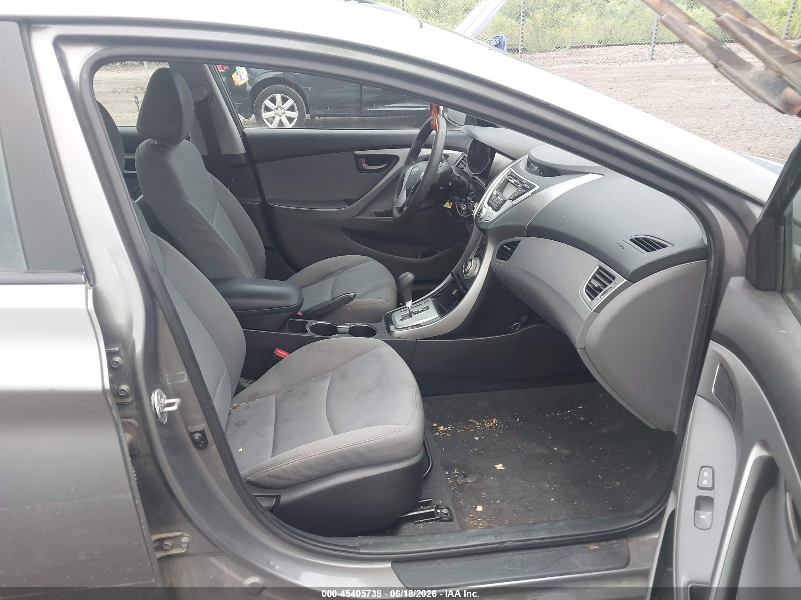 2012 Hyundai Elantra Gls Gray vin: 5NPDH4AE7CH137875