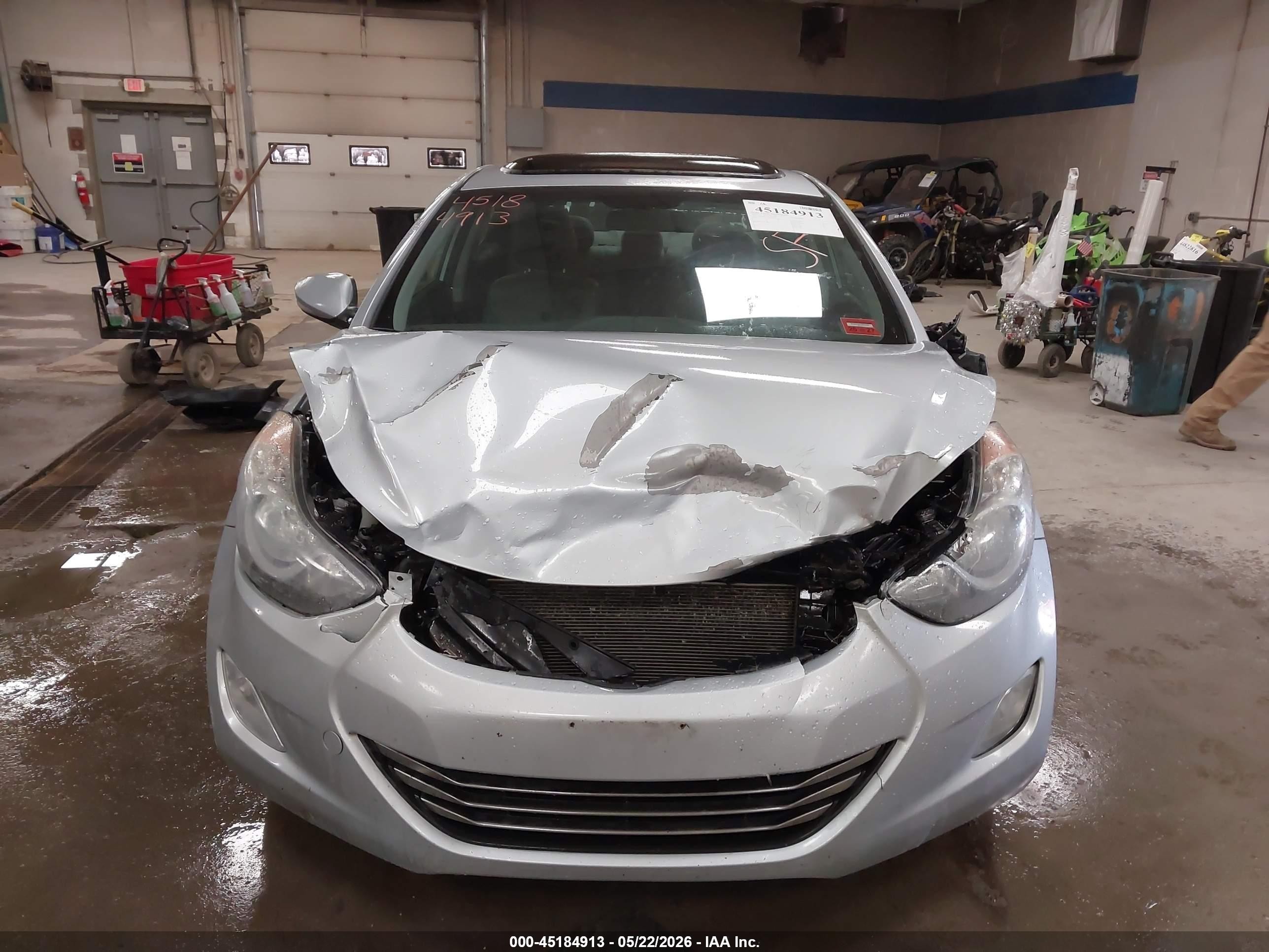 2012 Hyundai Elantra Limited Silver vin: 5NPDH4AE7CH150481