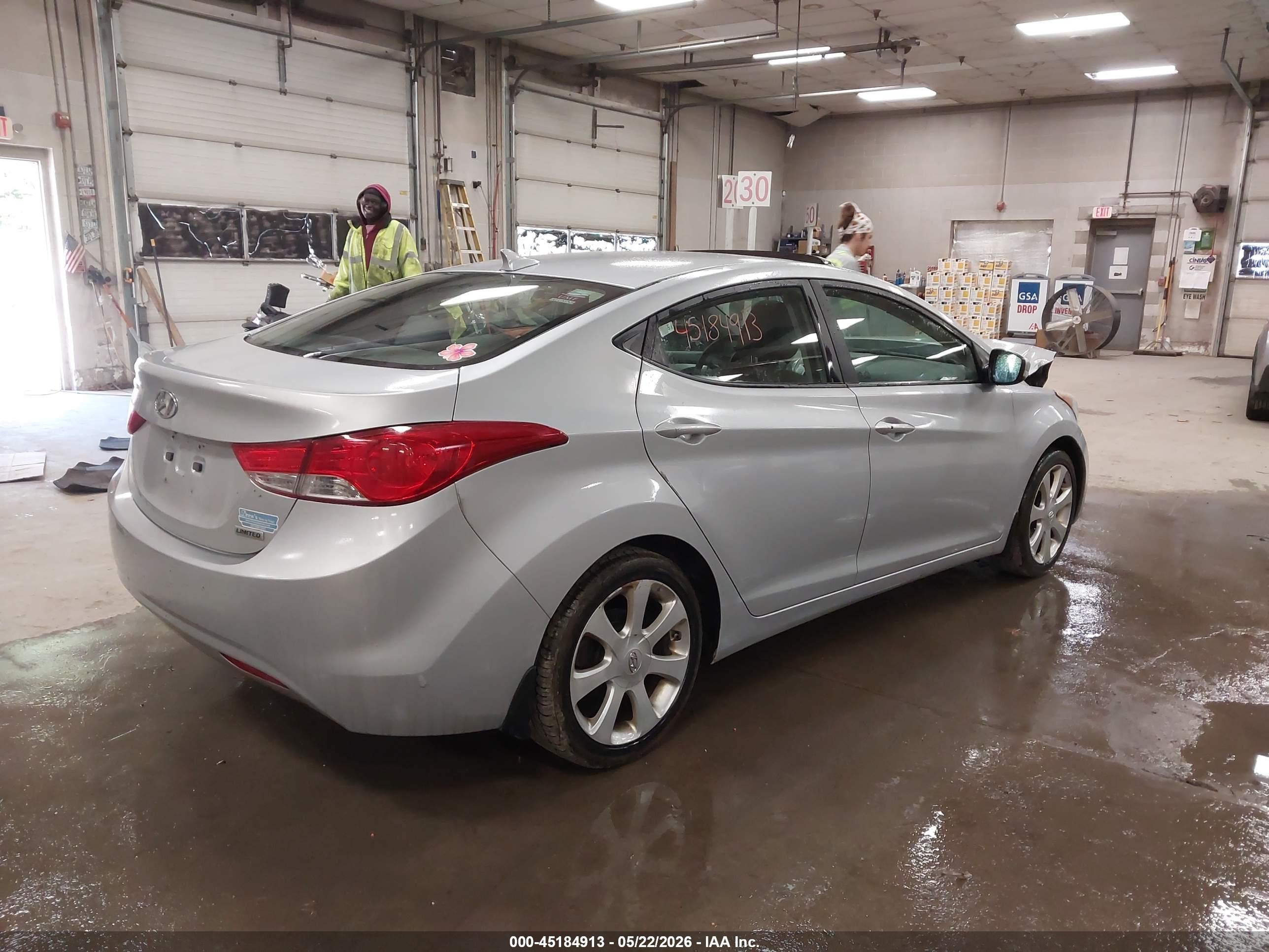 2012 Hyundai Elantra Limited Silver vin: 5NPDH4AE7CH150481