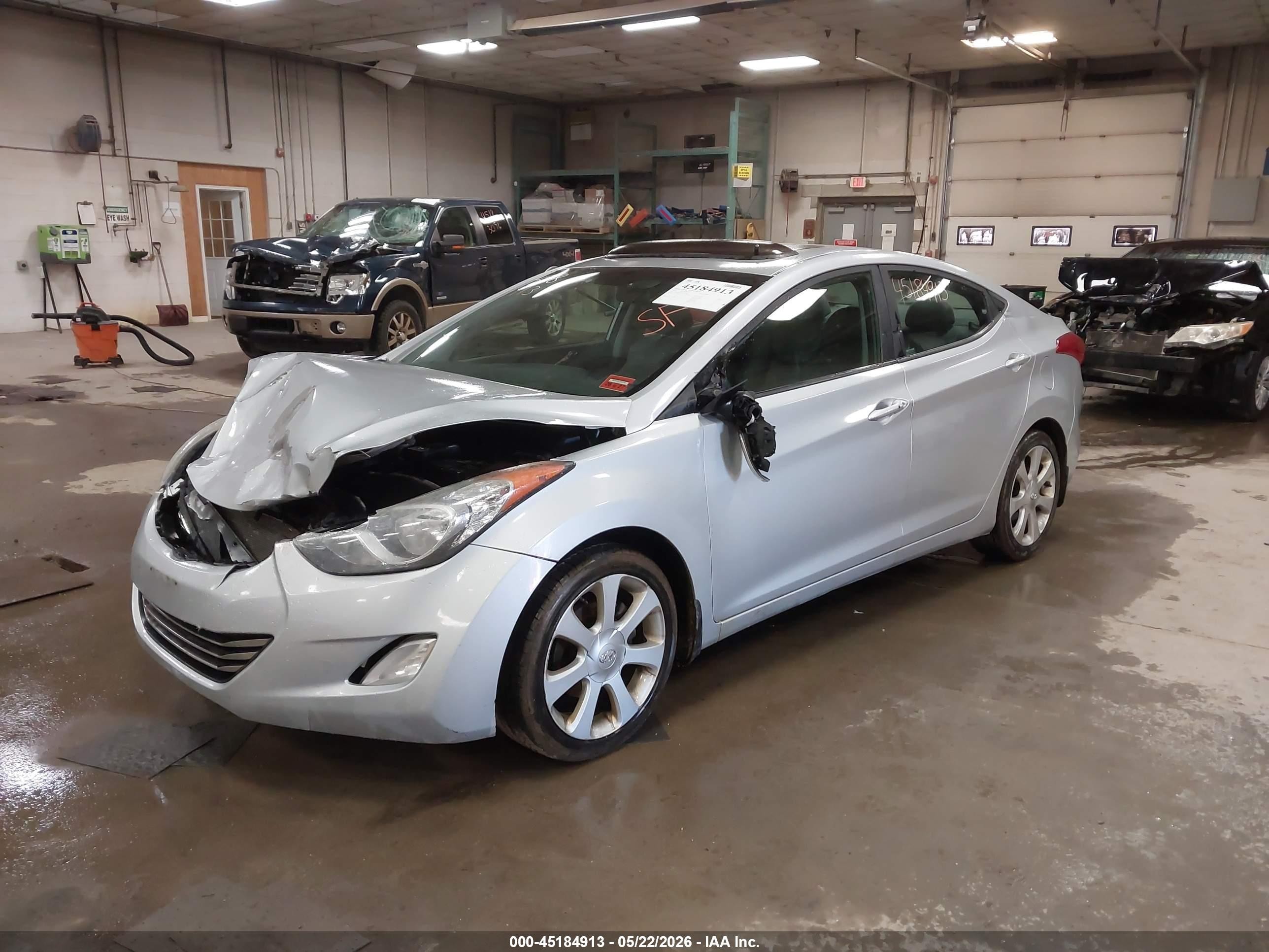 2012 Hyundai Elantra Limited Silver vin: 5NPDH4AE7CH150481