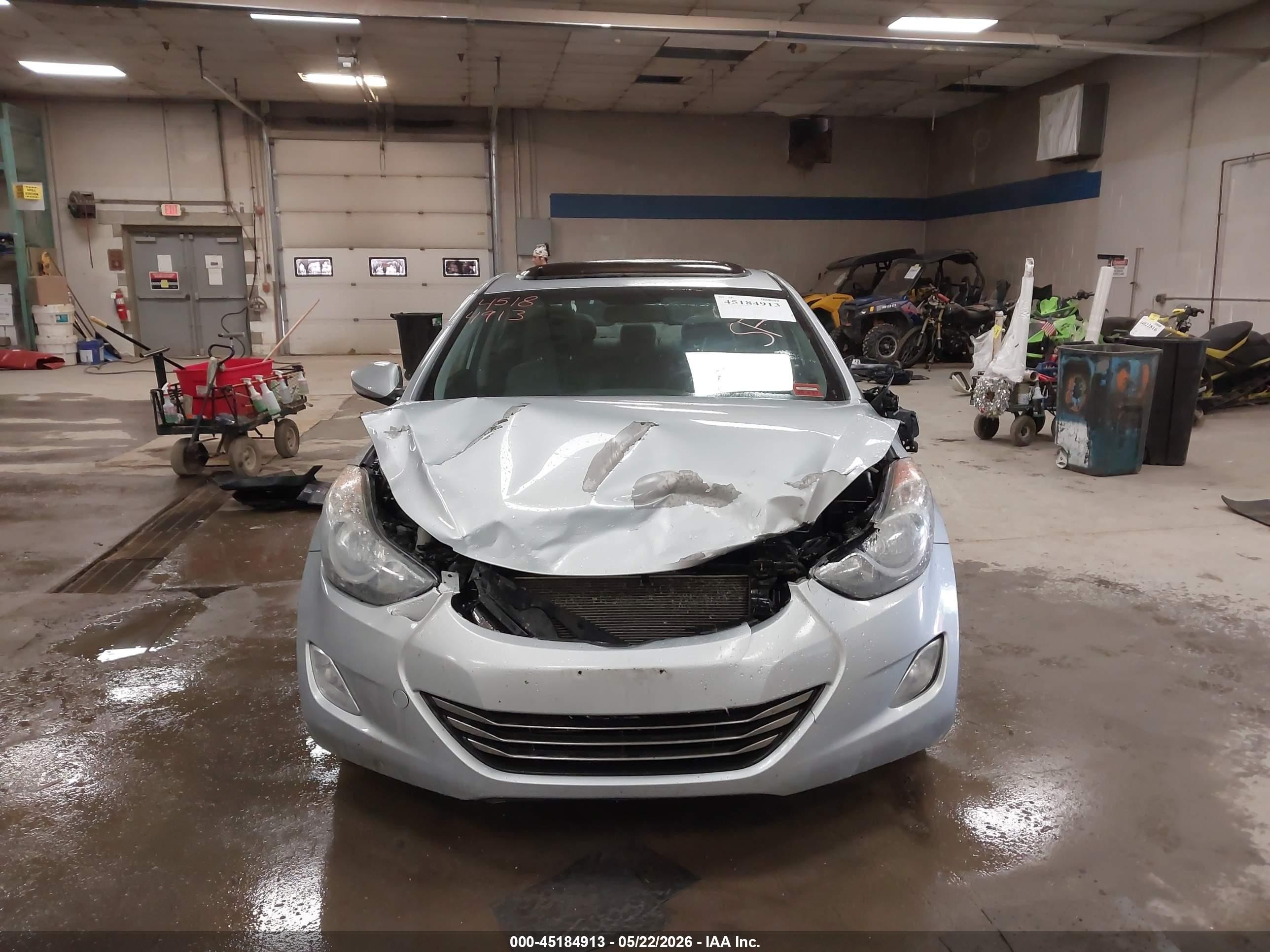 2012 Hyundai Elantra Limited Silver vin: 5NPDH4AE7CH150481