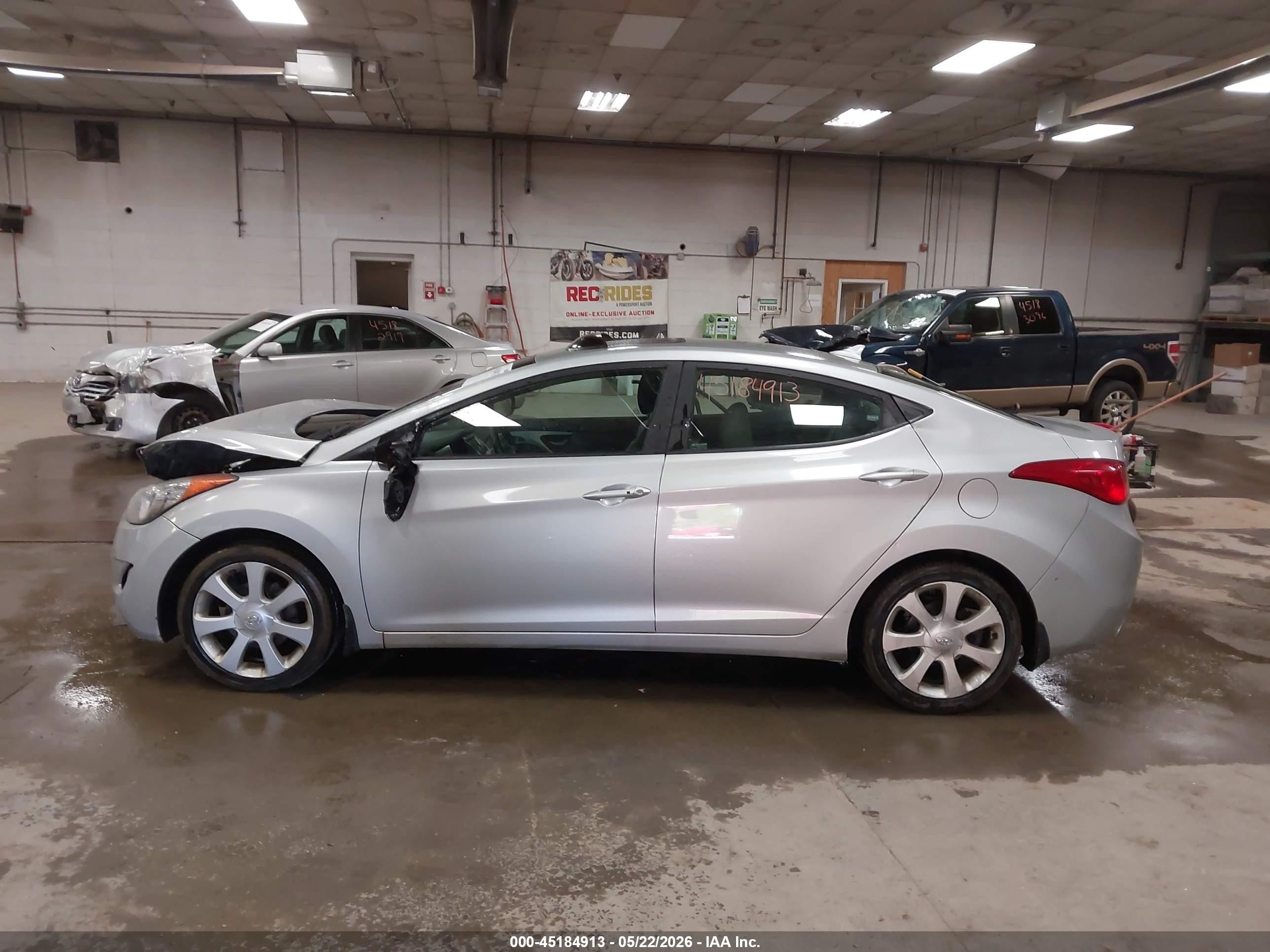 2012 Hyundai Elantra Limited Silver vin: 5NPDH4AE7CH150481