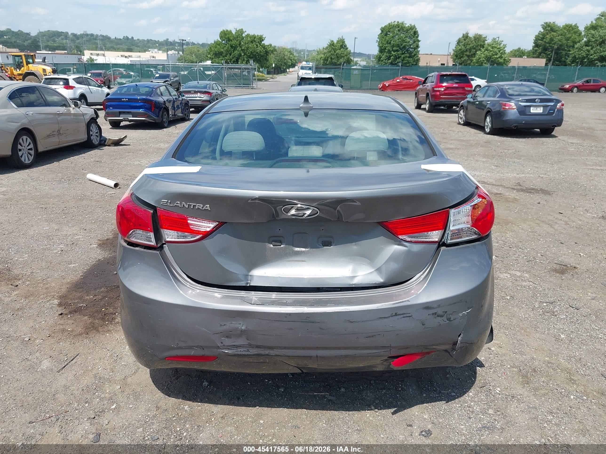 2013 Hyundai Elantra Gls Серый vin: 5NPDH4AE7DH167055
