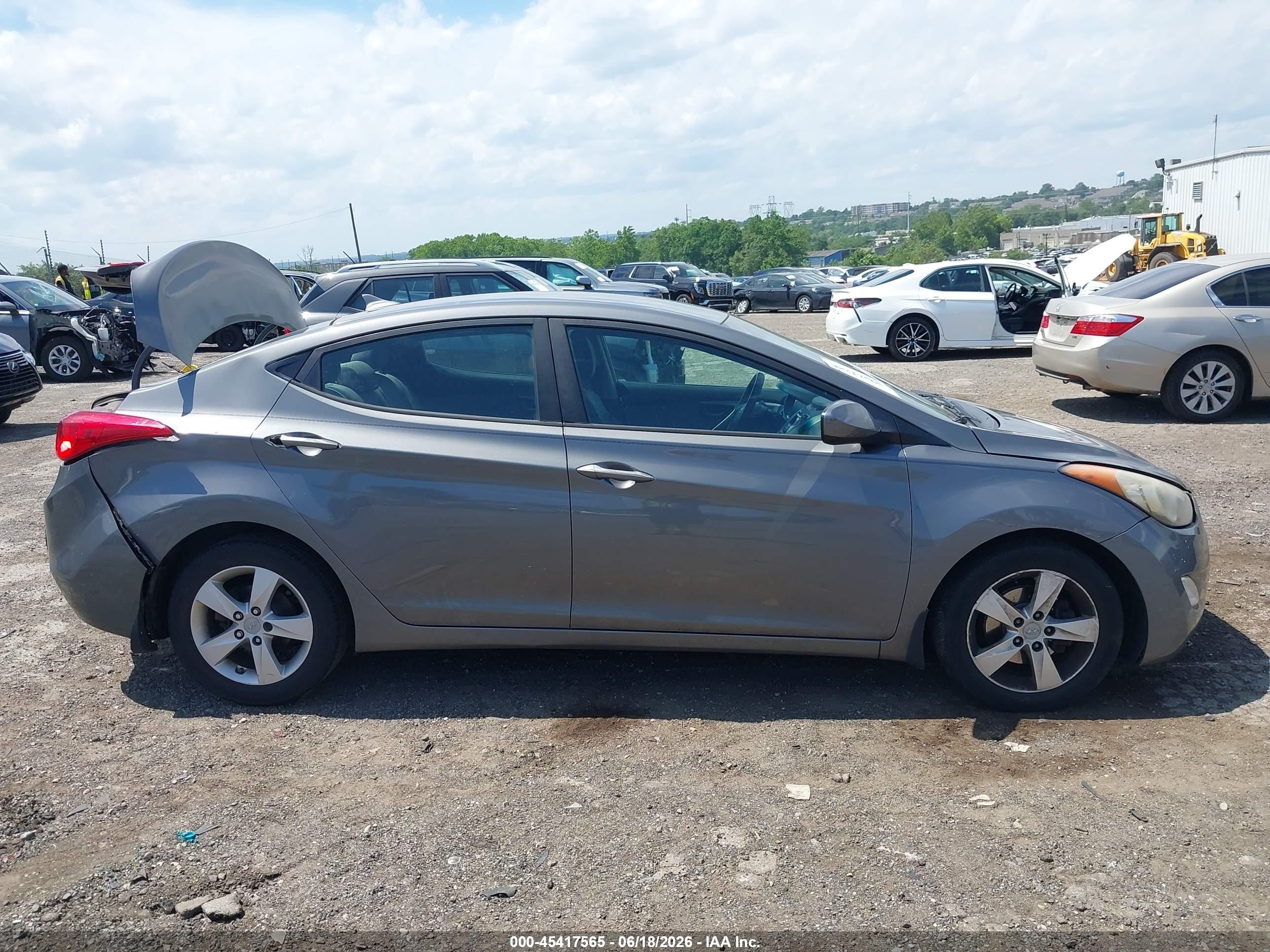 2013 Hyundai Elantra Gls Серый vin: 5NPDH4AE7DH167055