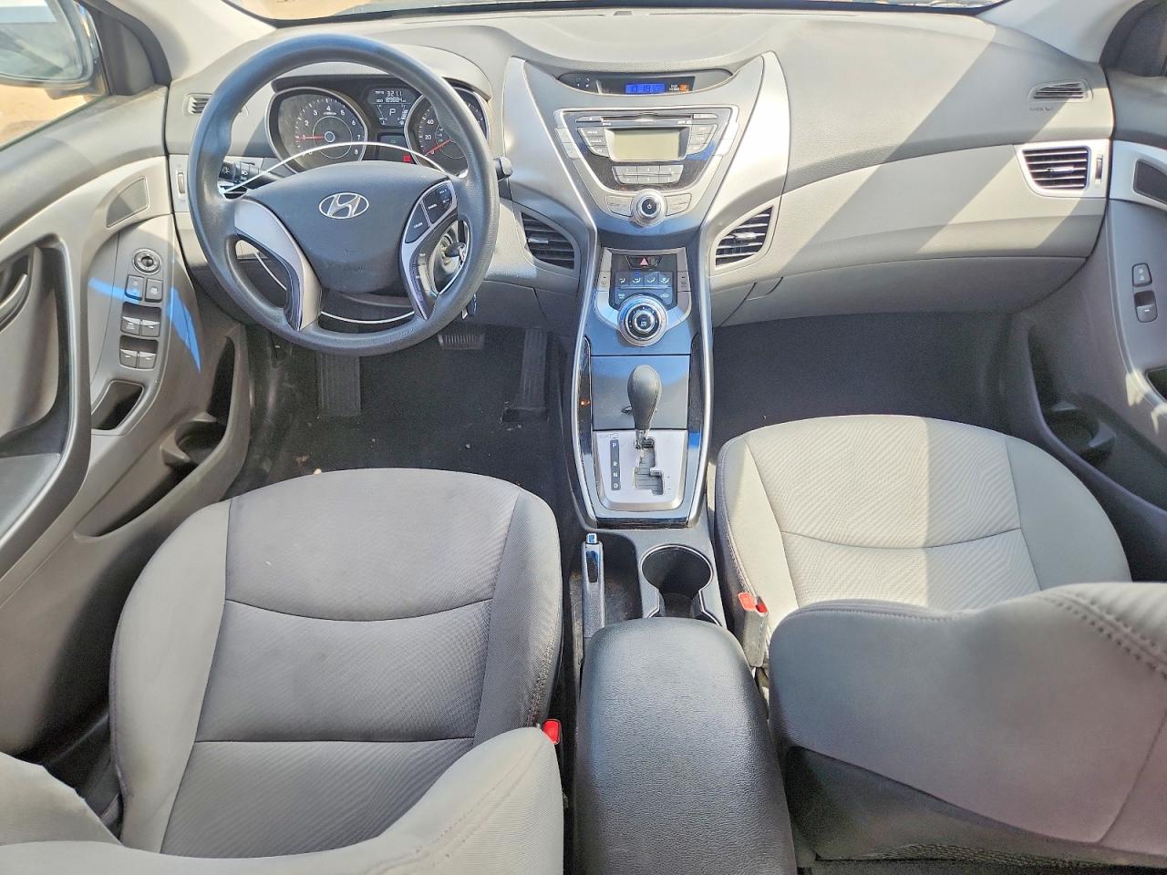 2013 Hyundai Elantra Silver vin: 5NPDH4AE7DH167105