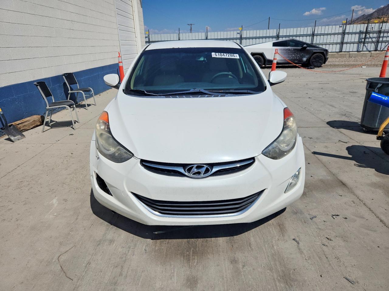 2013 Hyundai Elantra Gls White vin: 5NPDH4AE7DH170442