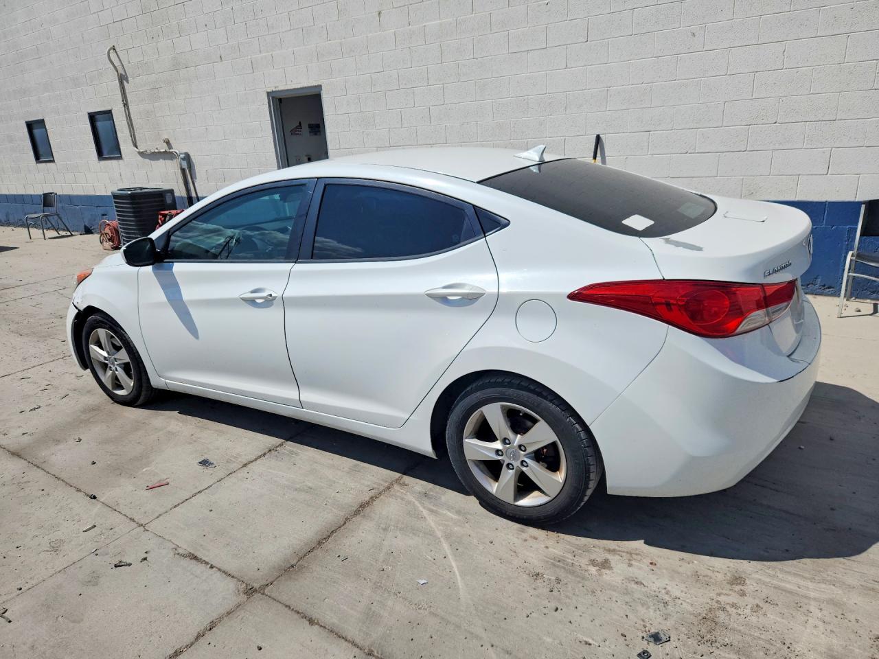 2013 Hyundai Elantra Gls White vin: 5NPDH4AE7DH170442