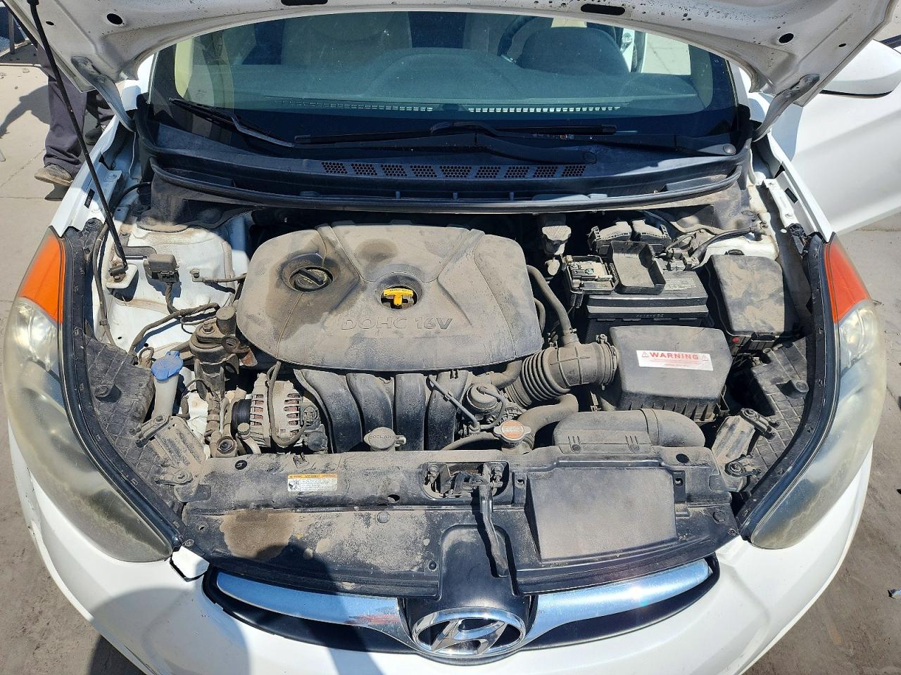 2013 Hyundai Elantra Gls White vin: 5NPDH4AE7DH170442
