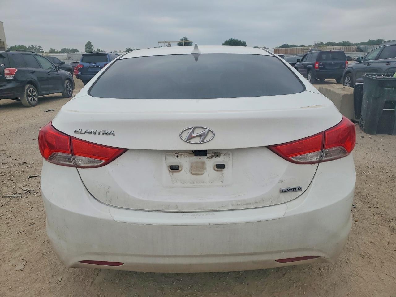 2013 Hyundai Elantra Limited White vin: 5NPDH4AE7DH195258