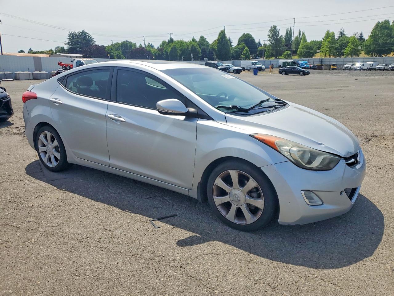 2013 Hyundai Elantra Limited Silver vin: 5NPDH4AE7DH206808