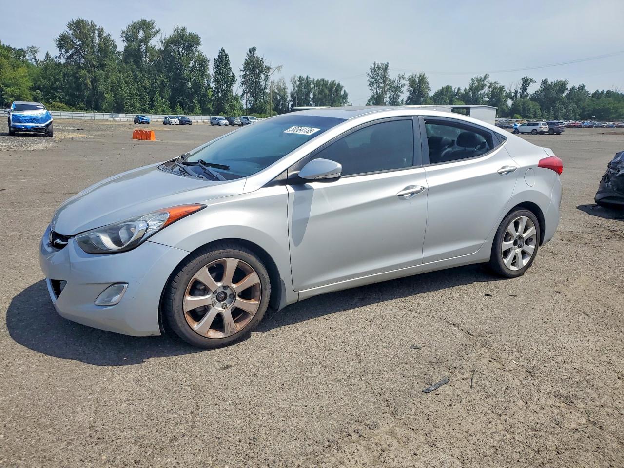 2013 Hyundai Elantra Limited Silver vin: 5NPDH4AE7DH206808