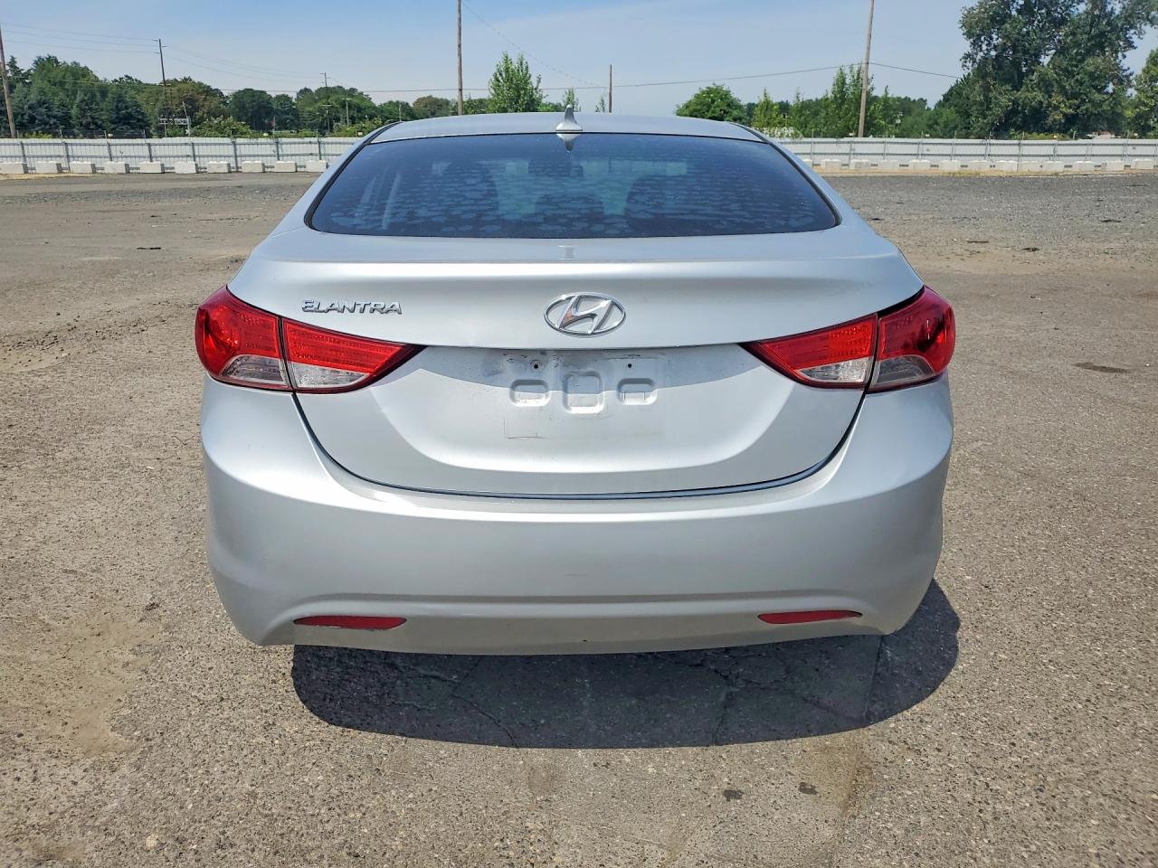 2013 Hyundai Elantra Limited Silver vin: 5NPDH4AE7DH206808