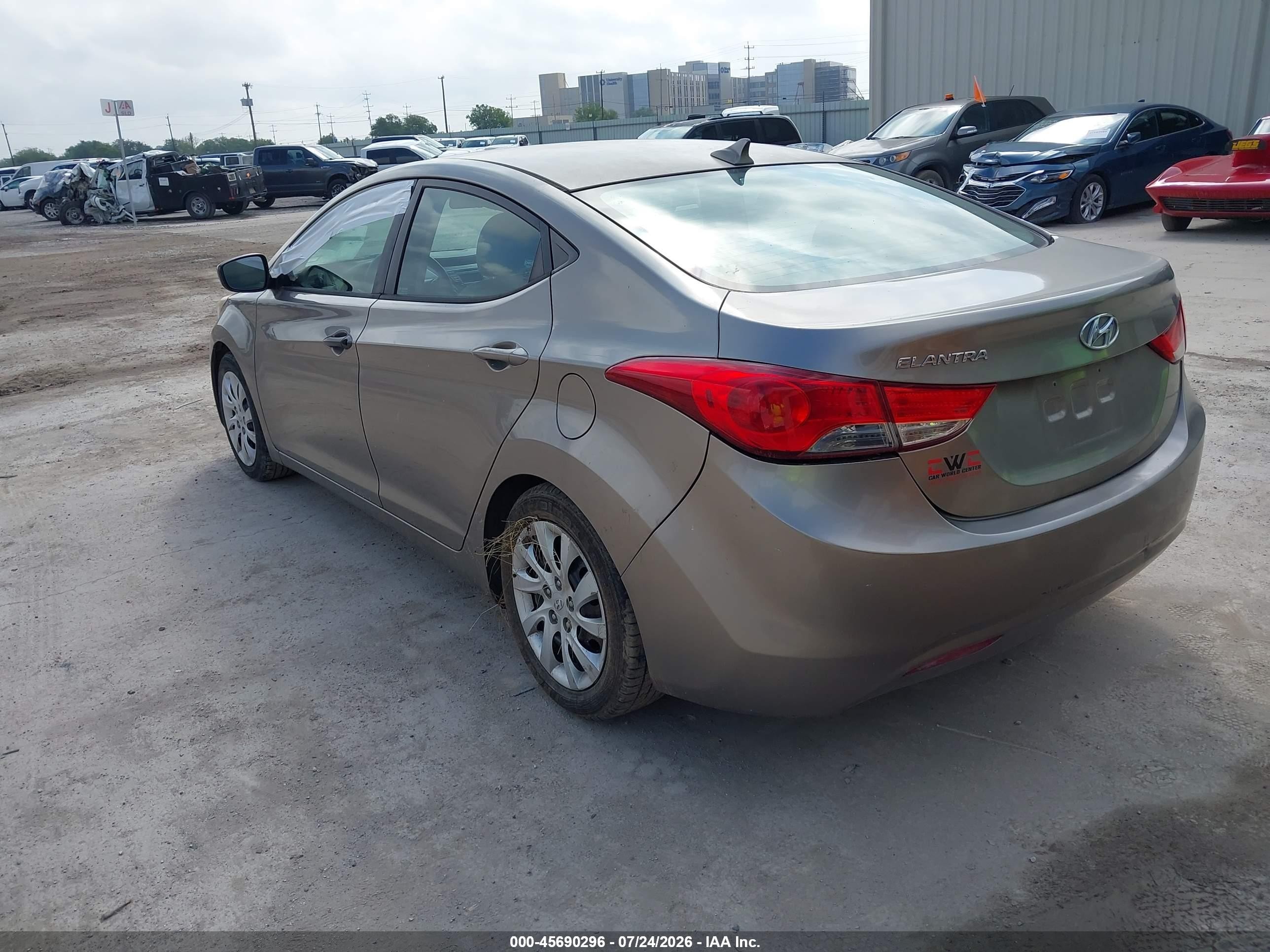 2013 Hyundai Elantra Gls Gold vin: 5NPDH4AE7DH224662
