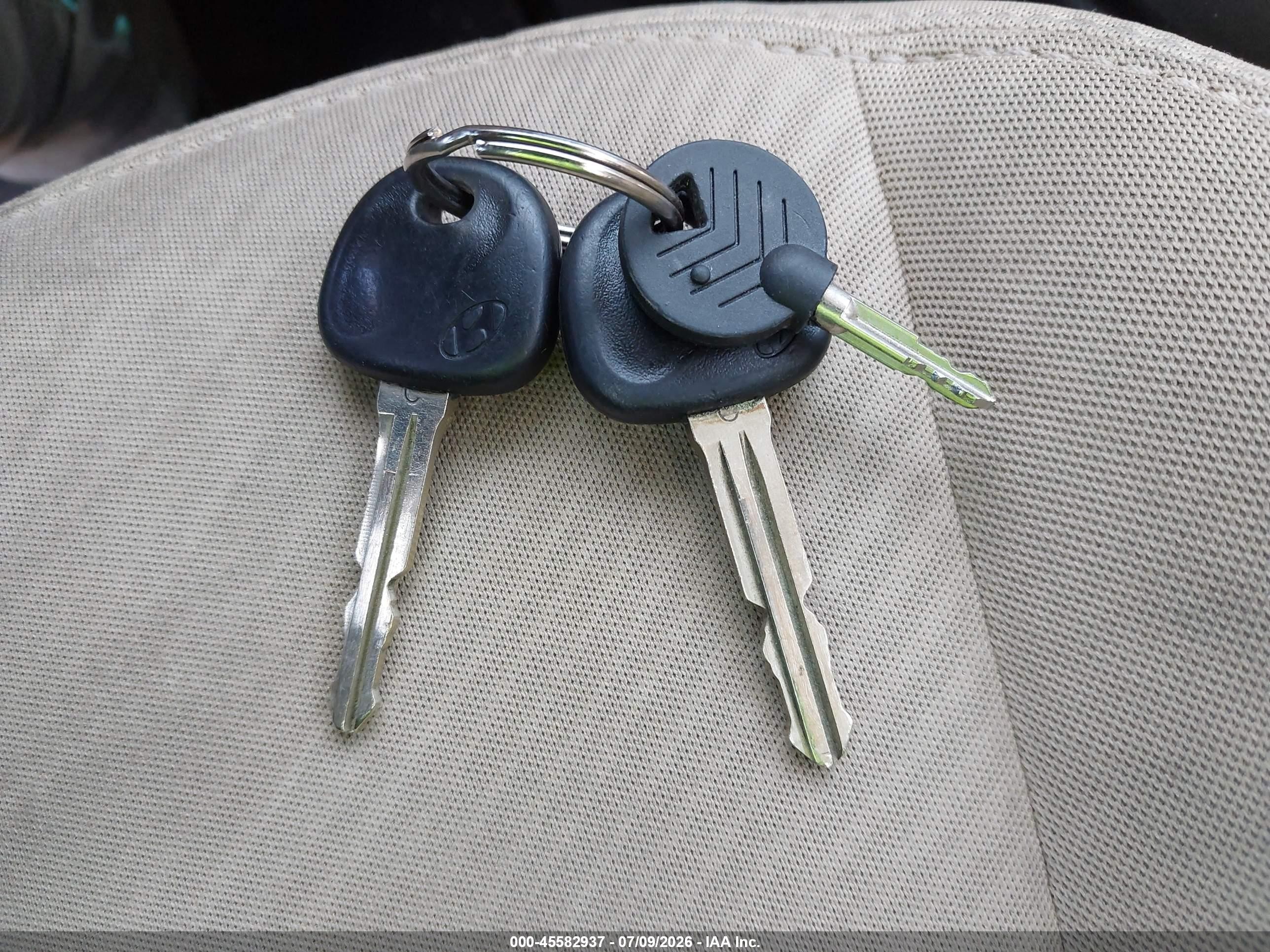 2013 Hyundai Elantra Gls Серебряный vin: 5NPDH4AE7DH229831