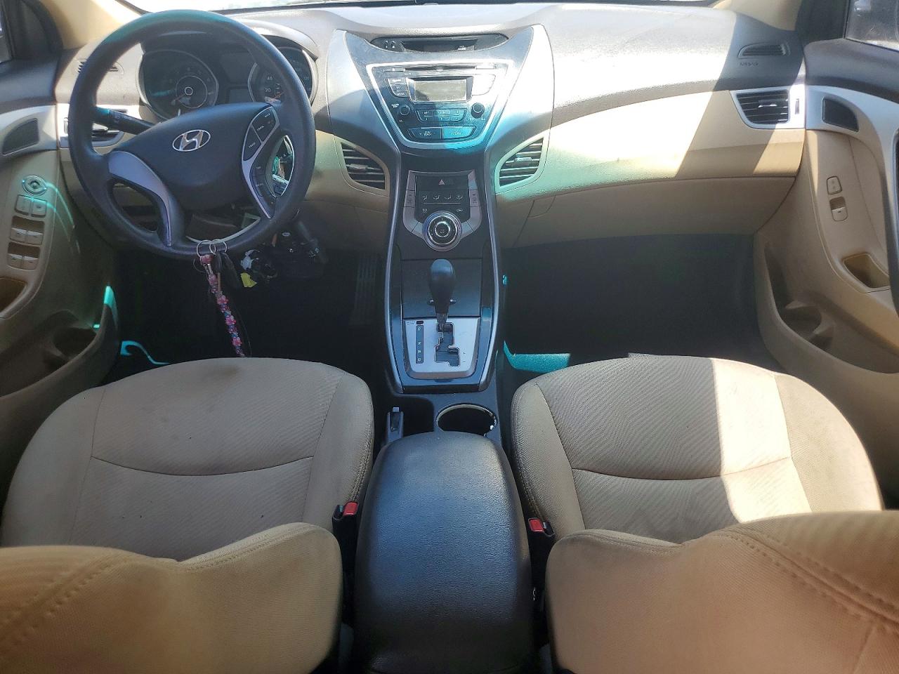 2013 Hyundai Elantra Tan vin: 5NPDH4AE7DH230364