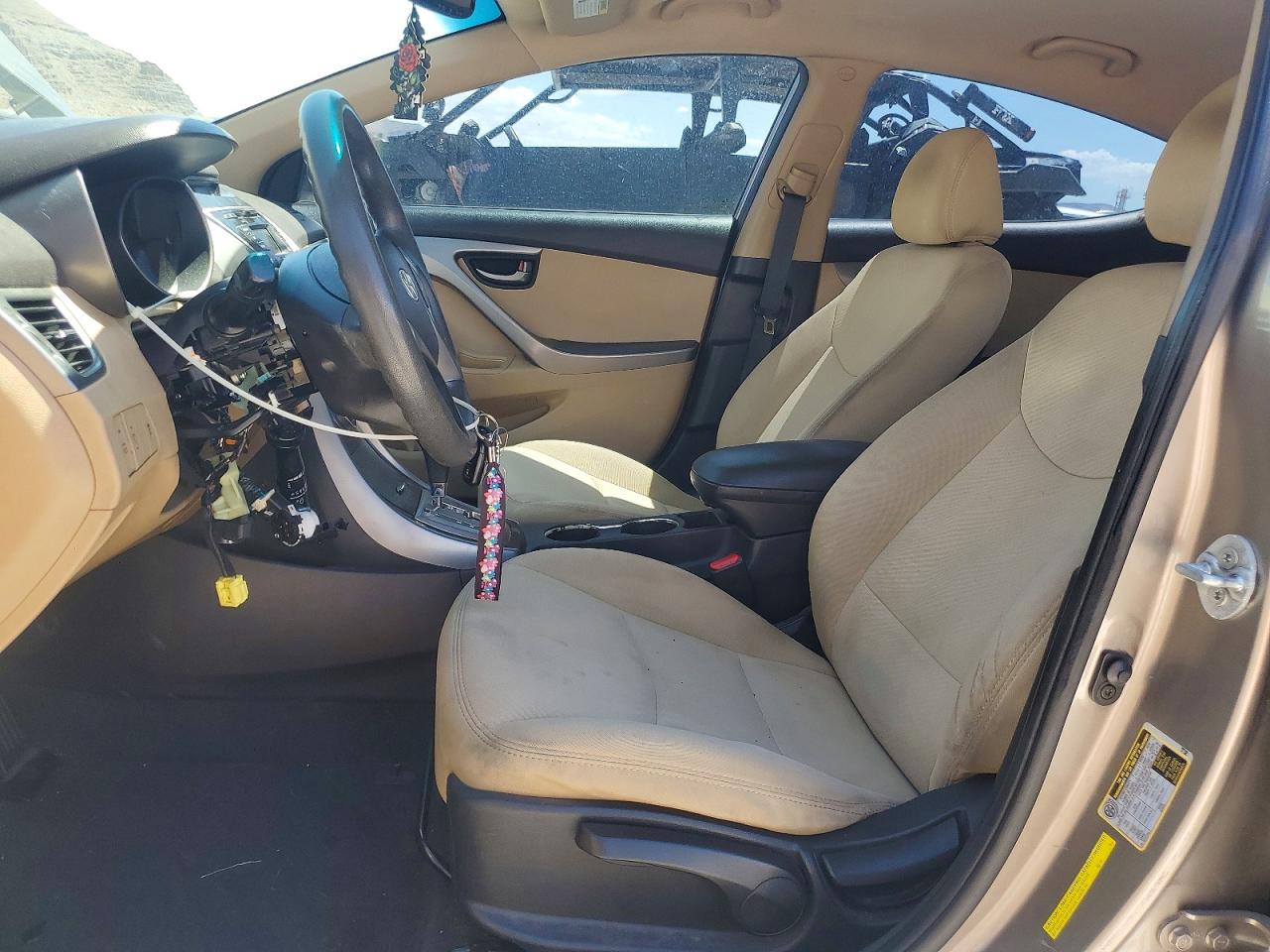 2013 Hyundai Elantra Tan vin: 5NPDH4AE7DH230364