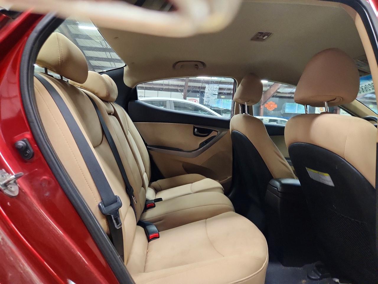 2013 Hyundai Elantra Red vin: 5NPDH4AE7DH232440