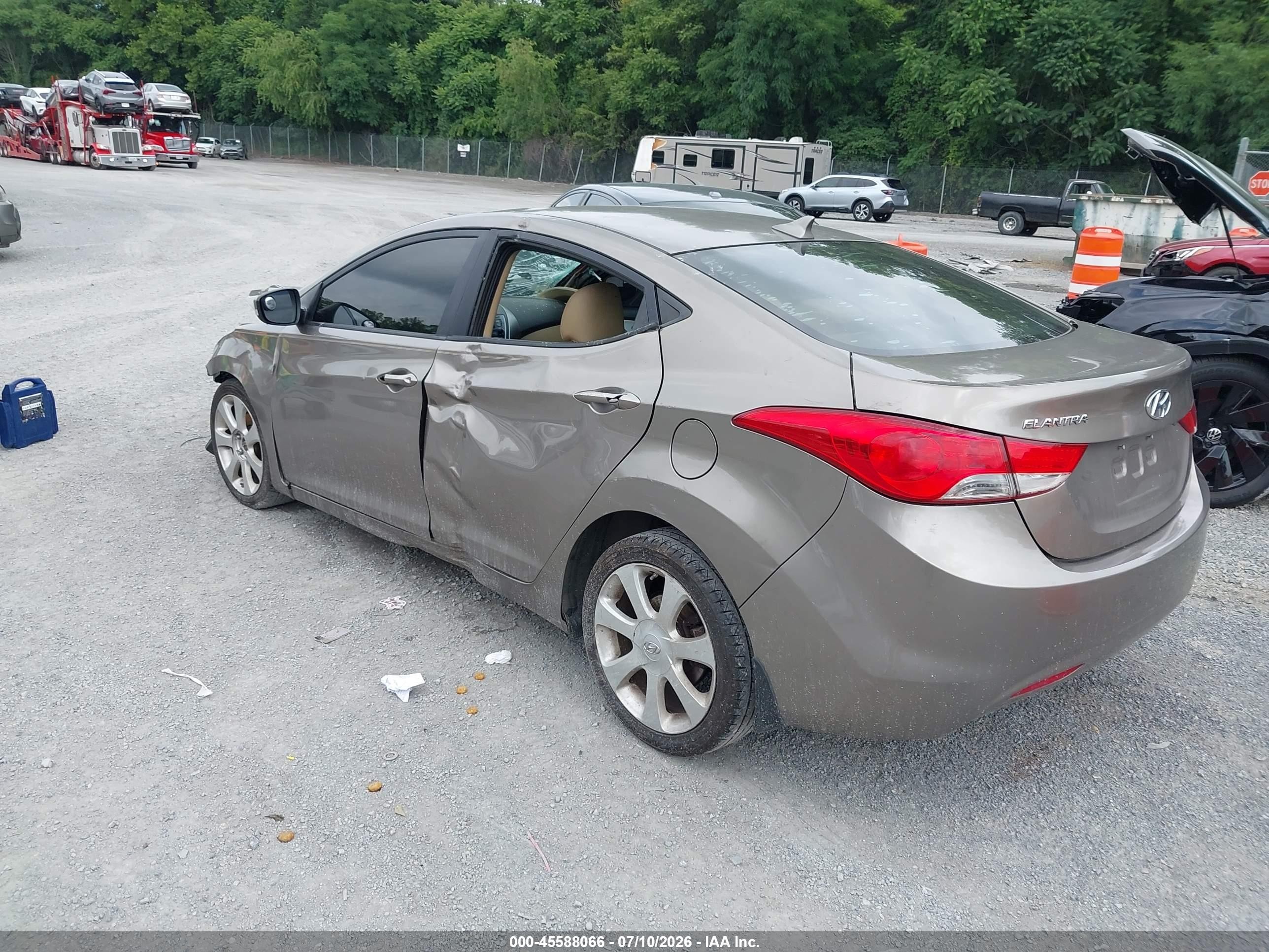 2013 Hyundai Elantra Limited Beige vin: 5NPDH4AE7DH248122