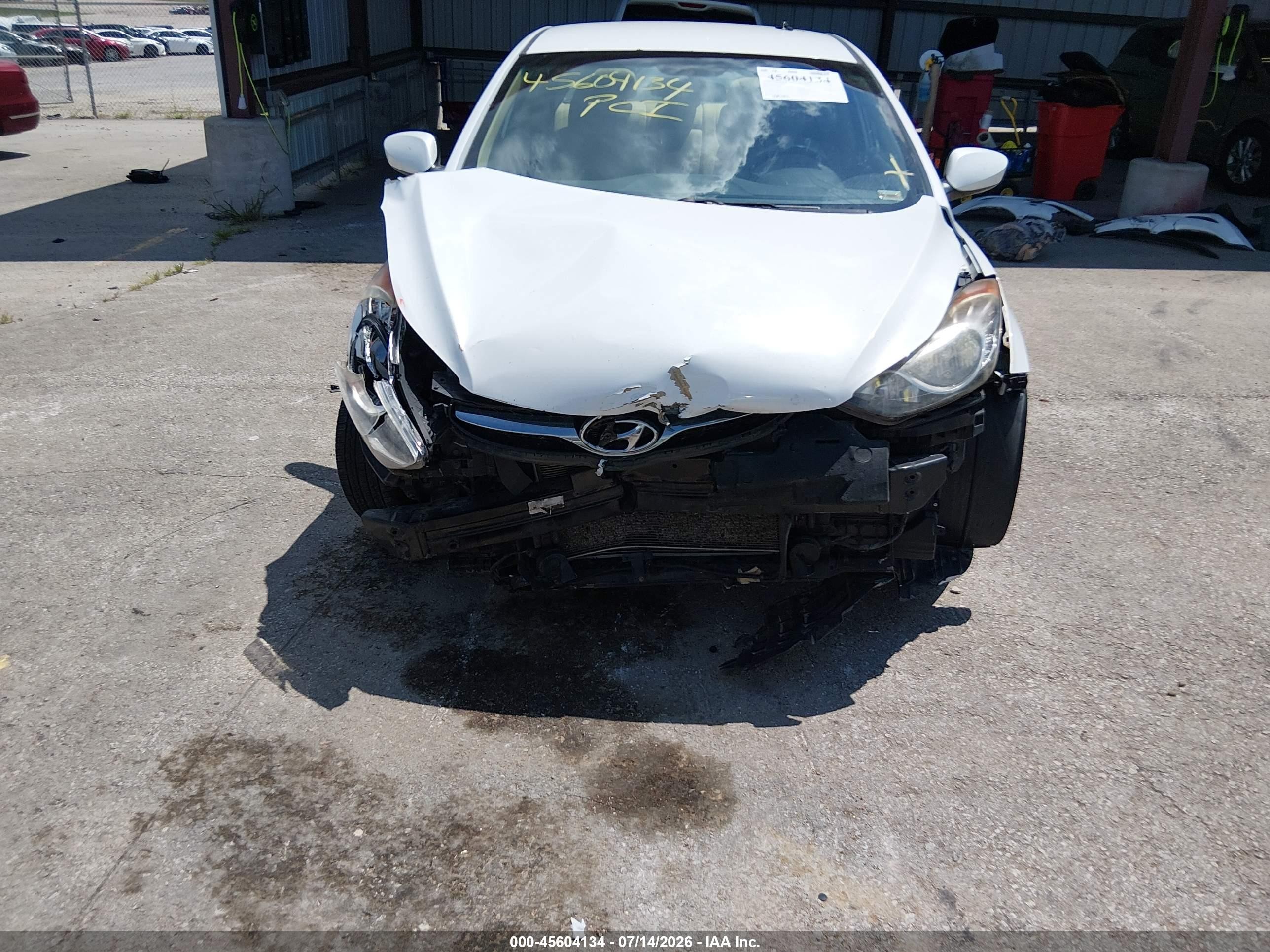2013 Hyundai Elantra Gls White vin: 5NPDH4AE7DH255359