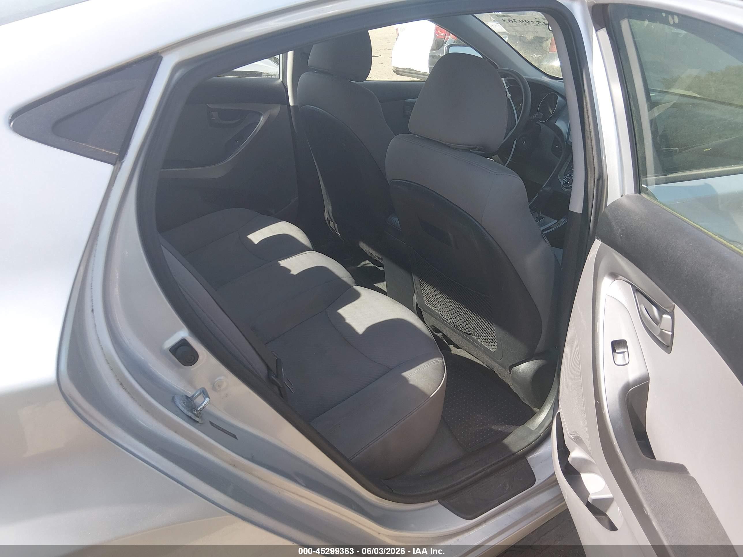 2013 Hyundai Elantra Gls Silver vin: 5NPDH4AE7DH263140