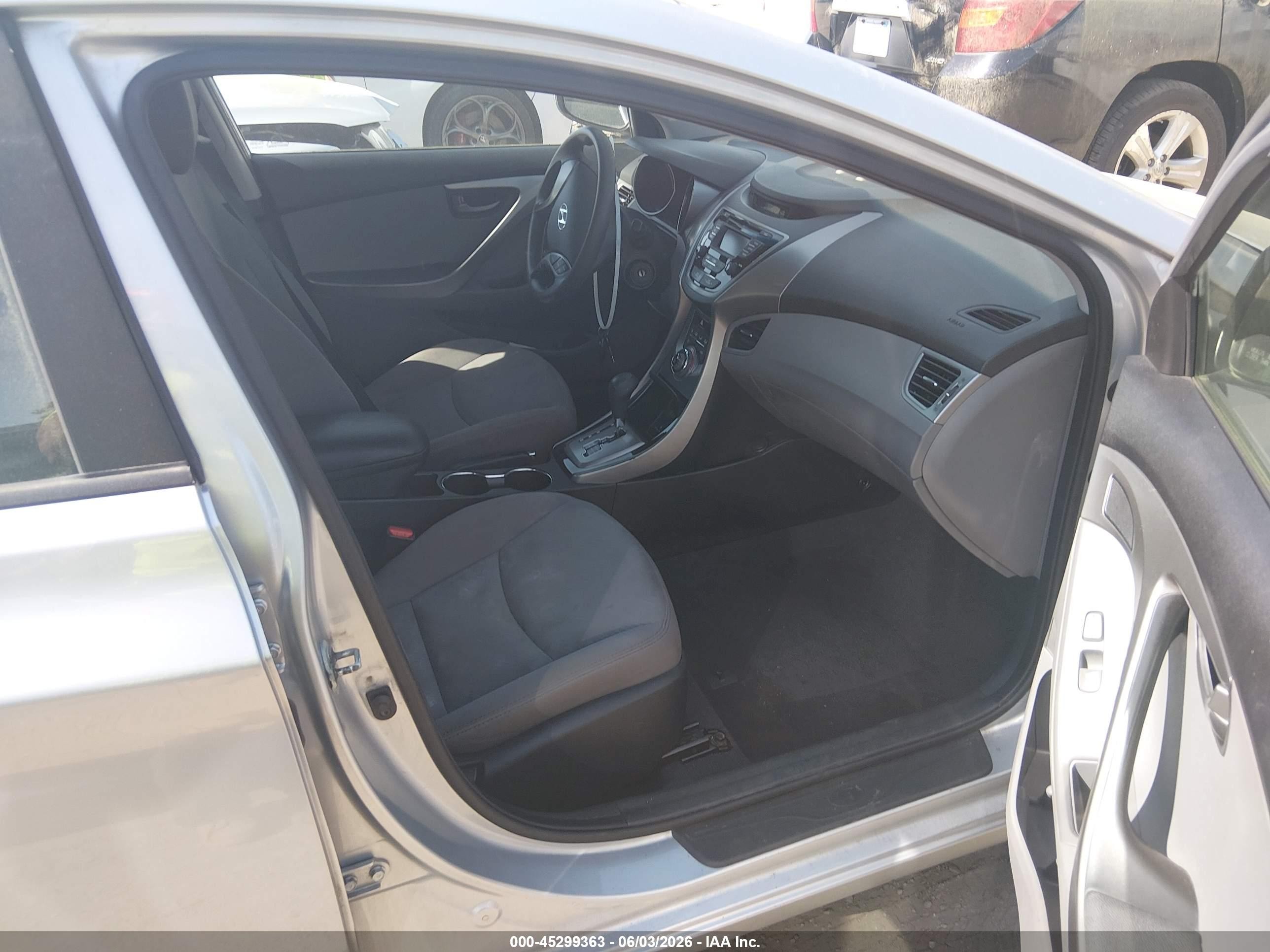 2013 Hyundai Elantra Gls Silver vin: 5NPDH4AE7DH263140