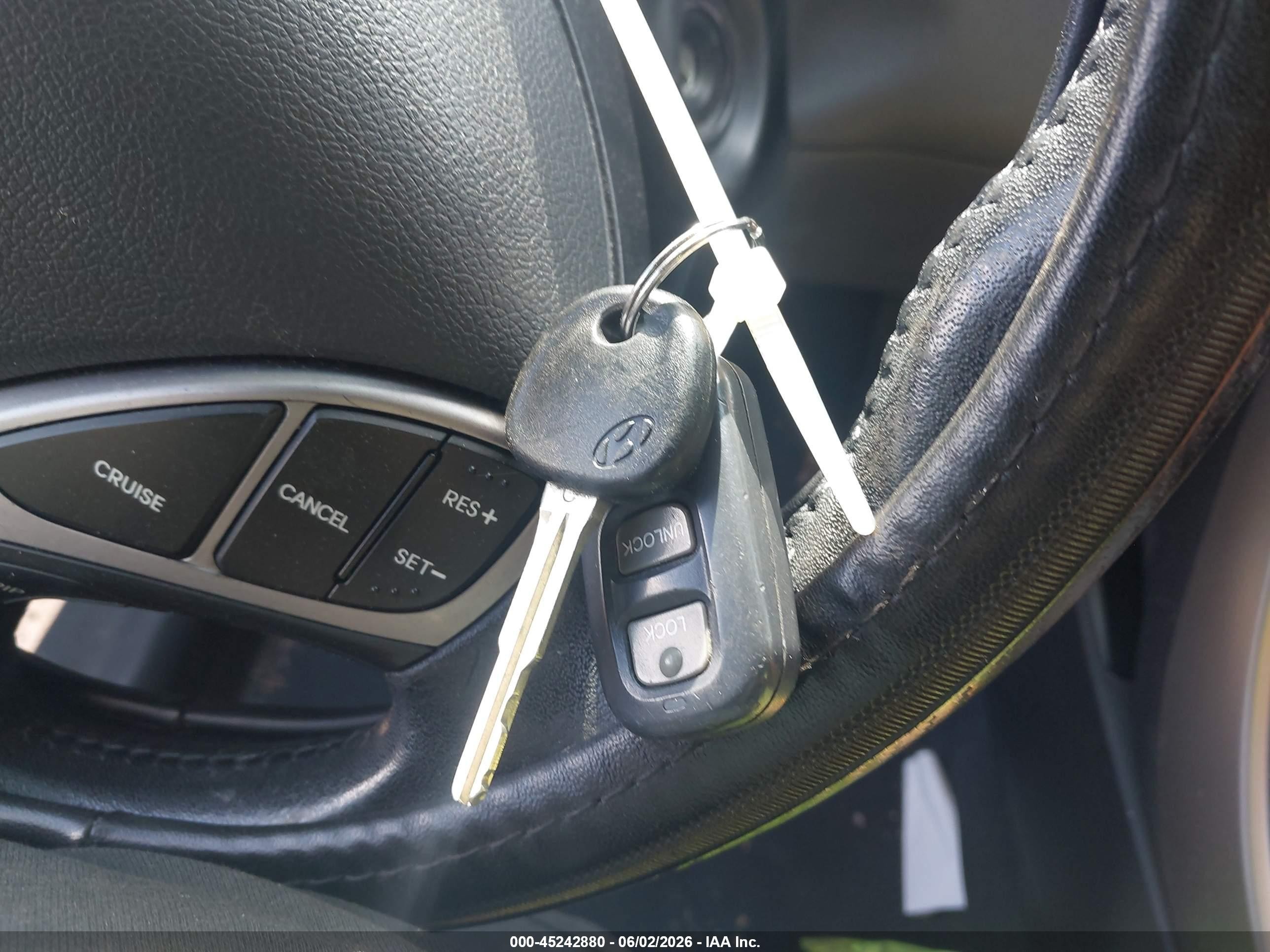 2013 Hyundai Elantra Limited Gray vin: 5NPDH4AE7DH271741