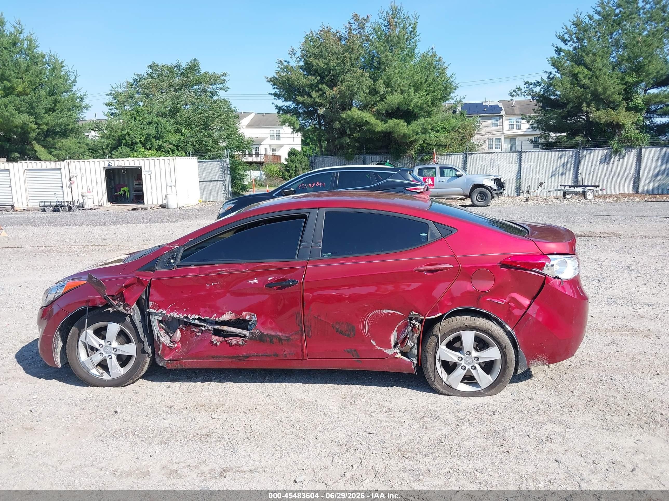 2013 Hyundai Elantra Gls Red vin: 5NPDH4AE7DH278978