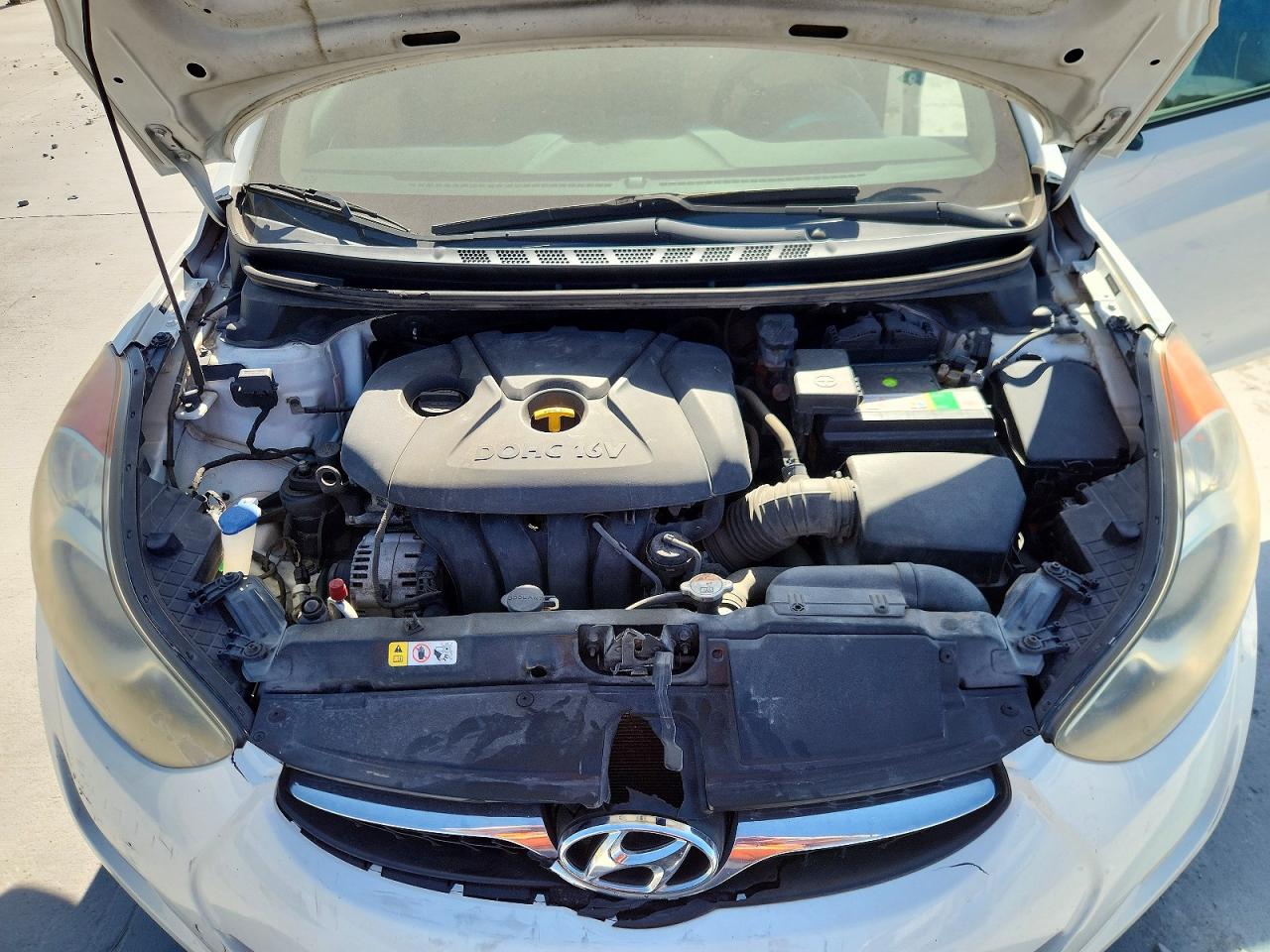 2013 Hyundai Elantra Gls White vin: 5NPDH4AE7DH291696