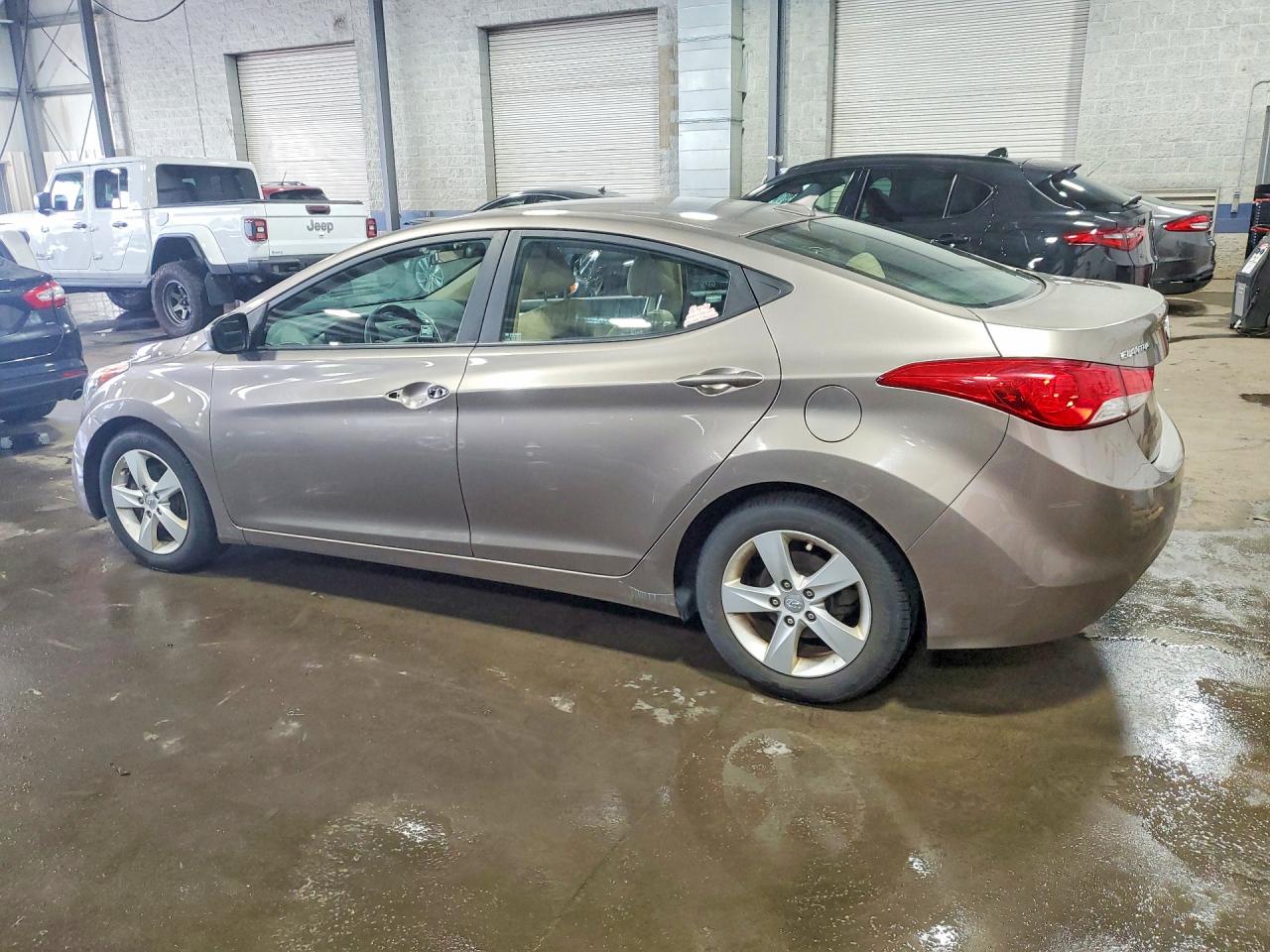 2013 Hyundai Elantra Gls Tan vin: 5NPDH4AE7DH295747