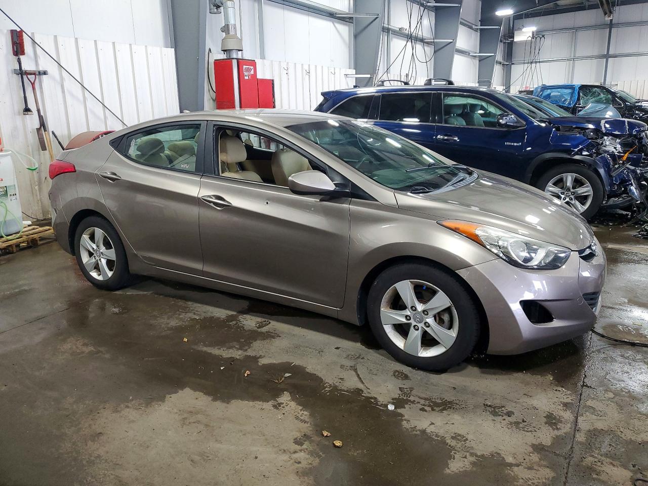 2013 Hyundai Elantra Gls Tan vin: 5NPDH4AE7DH295747