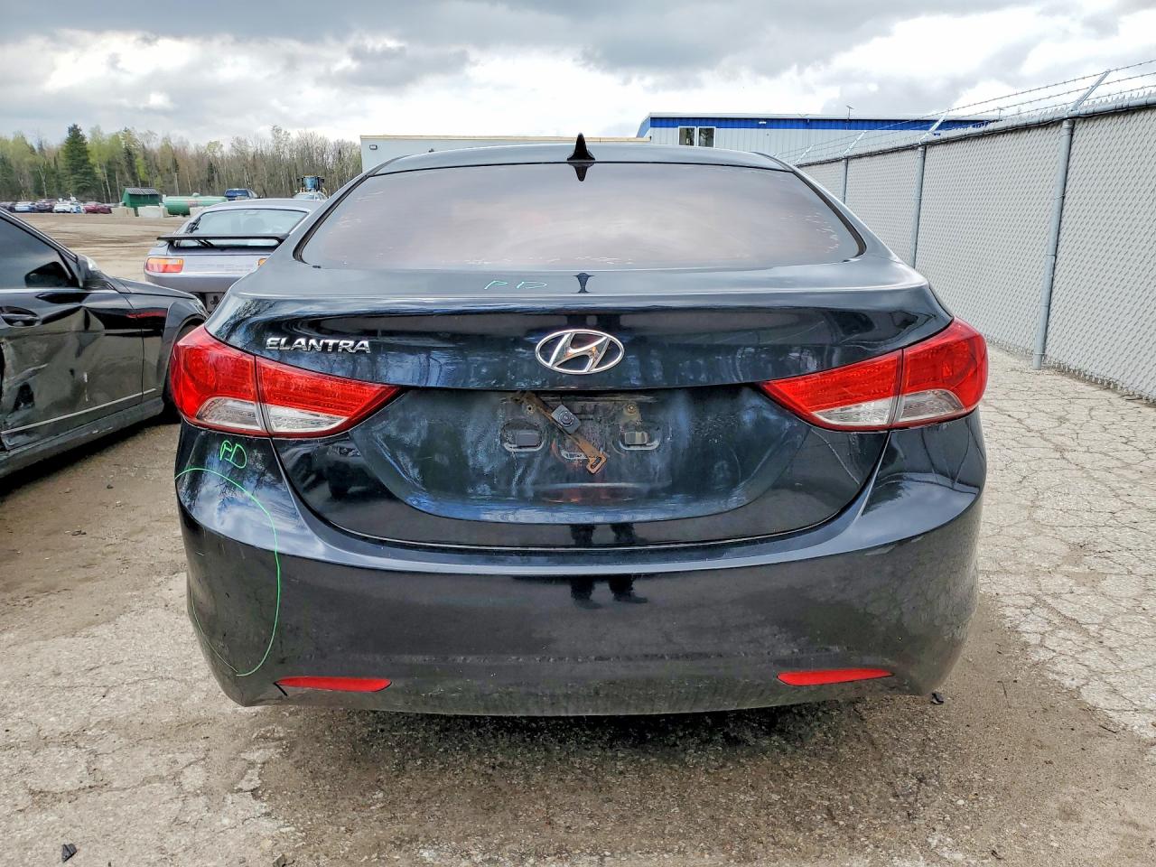 2013 Hyundai Elantra Gls Blue vin: 5NPDH4AE7DH319366