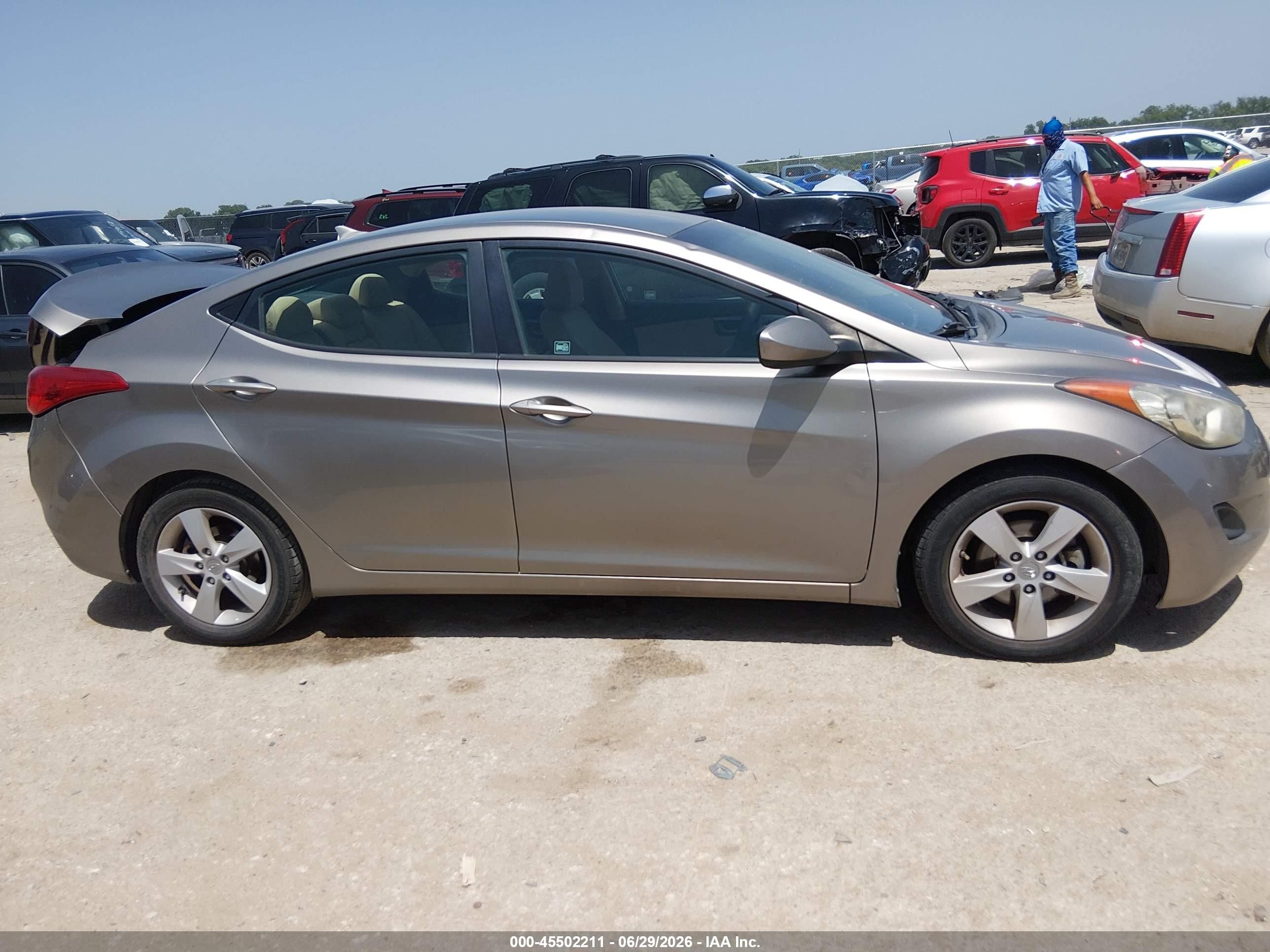 2013 Hyundai Elantra Gls Gold vin: 5NPDH4AE7DH322106