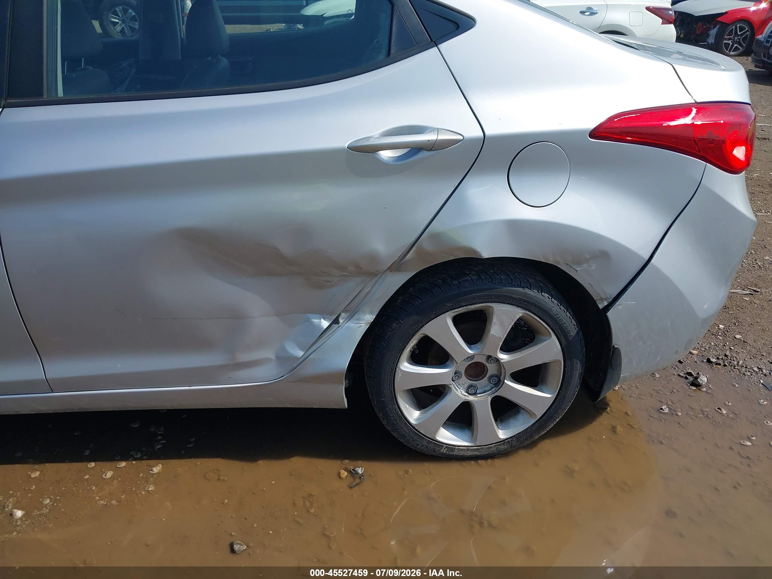 2013 Hyundai Elantra Limited Серебряный vin: 5NPDH4AE7DH323322