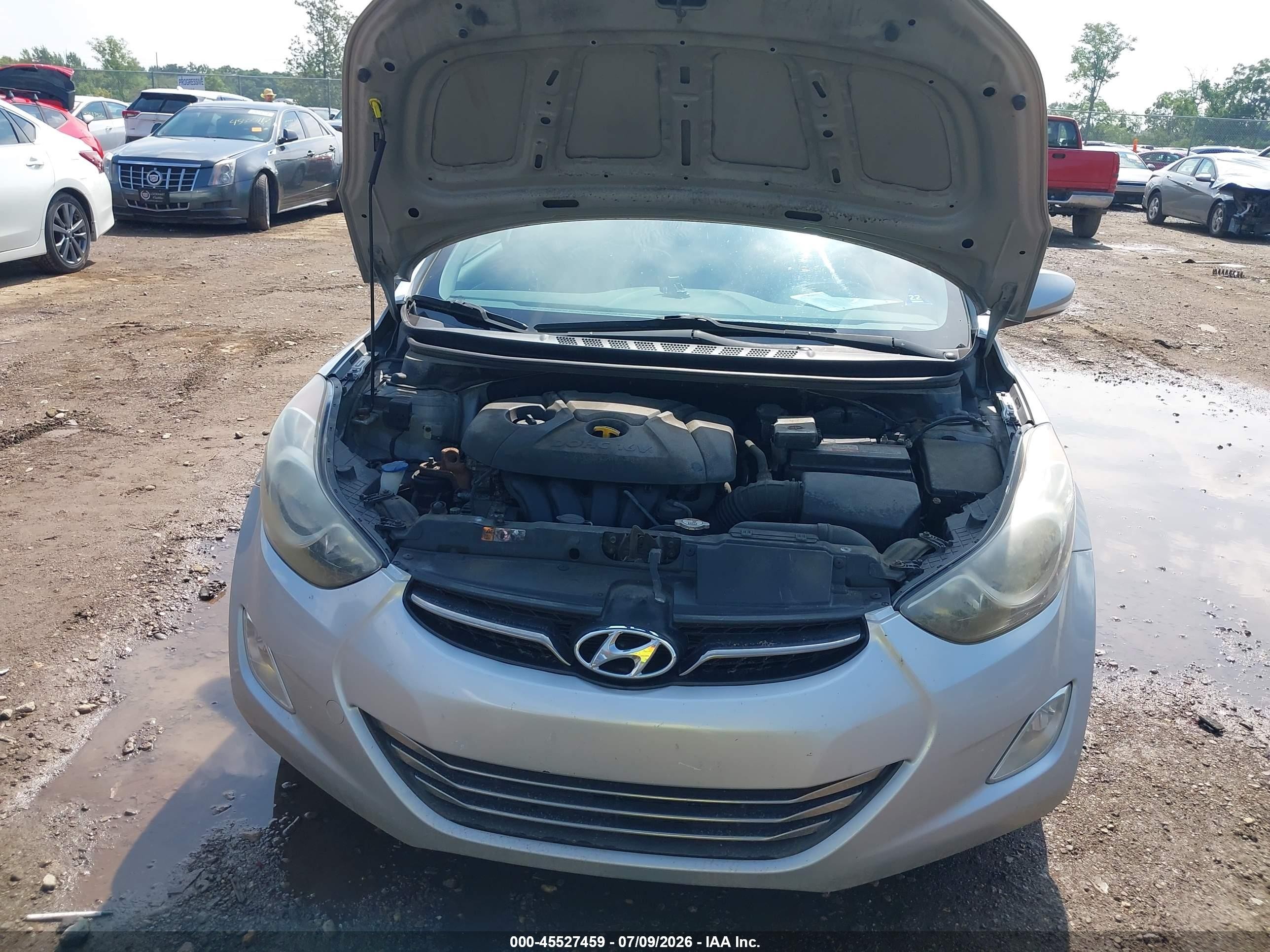 2013 Hyundai Elantra Limited Серебряный vin: 5NPDH4AE7DH323322