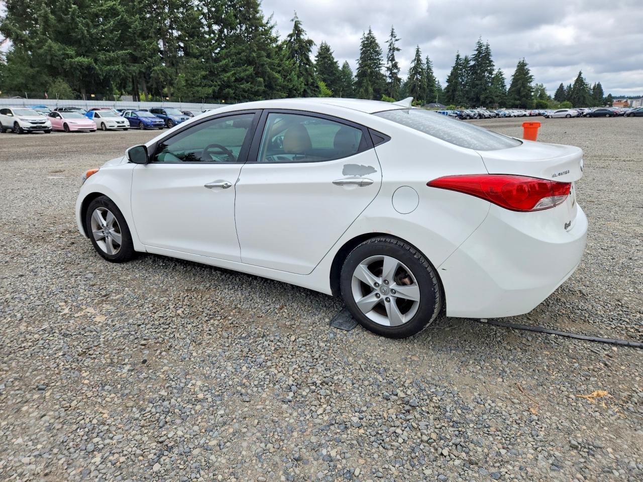 2013 Hyundai Elantra Gls White vin: 5NPDH4AE7DH340394