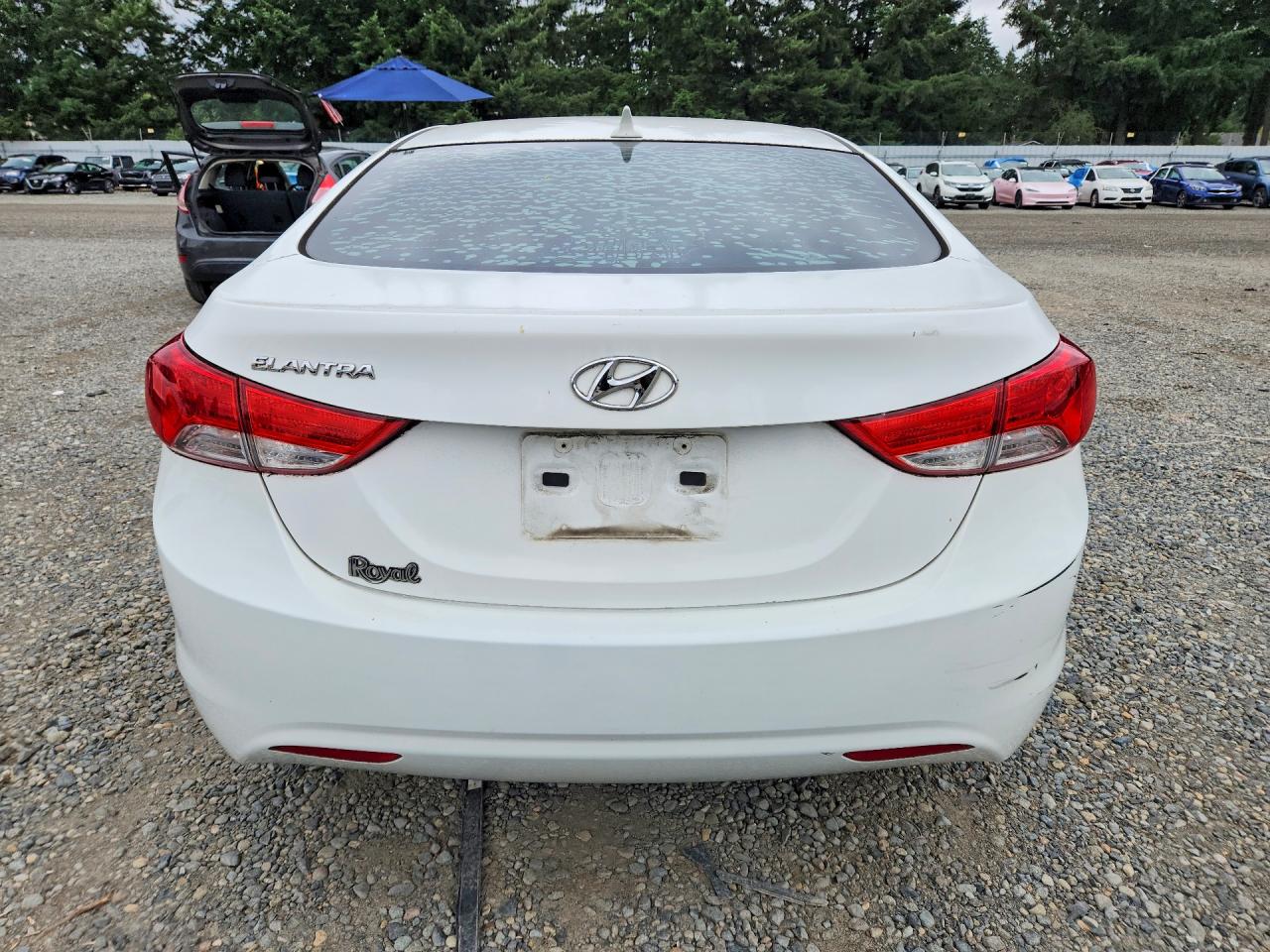 2013 Hyundai Elantra Gls White vin: 5NPDH4AE7DH340394