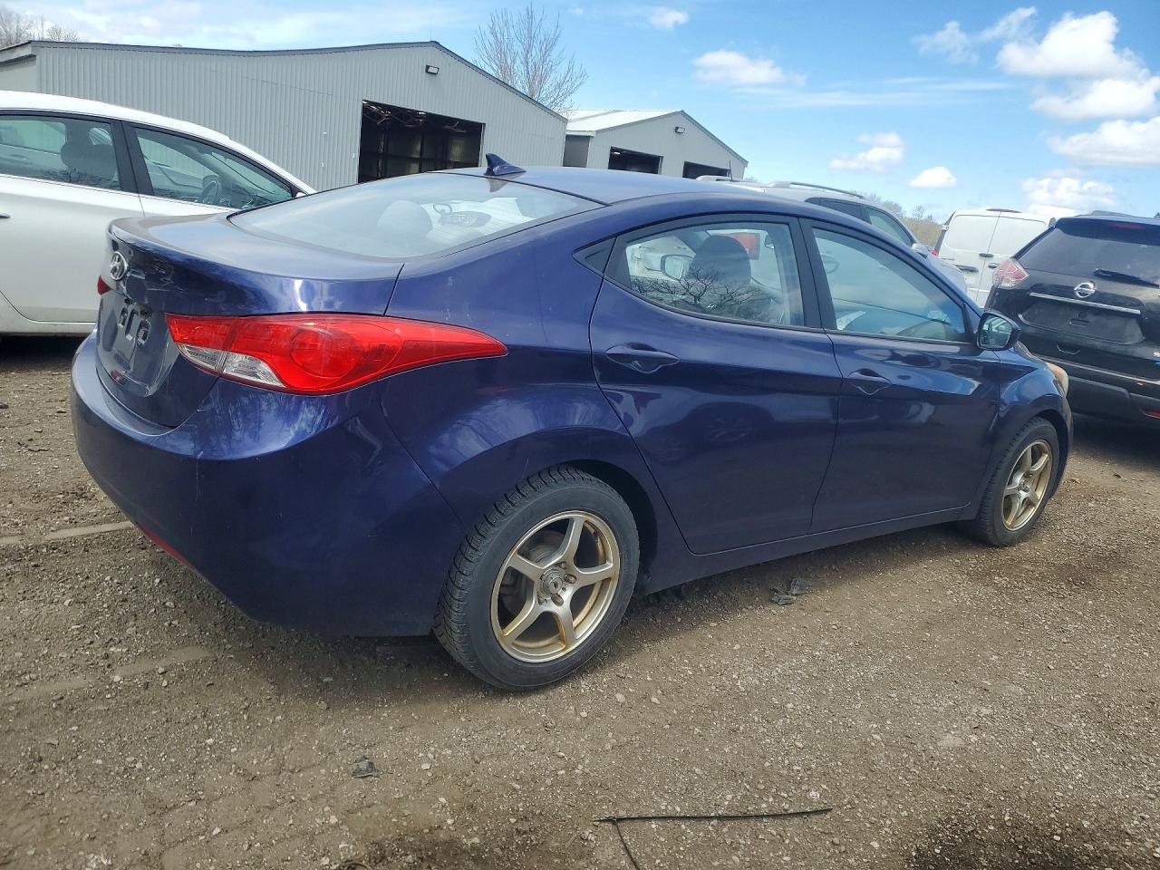 2013 Hyundai Elantra Gls Blue vin: 5NPDH4AE7DH343652
