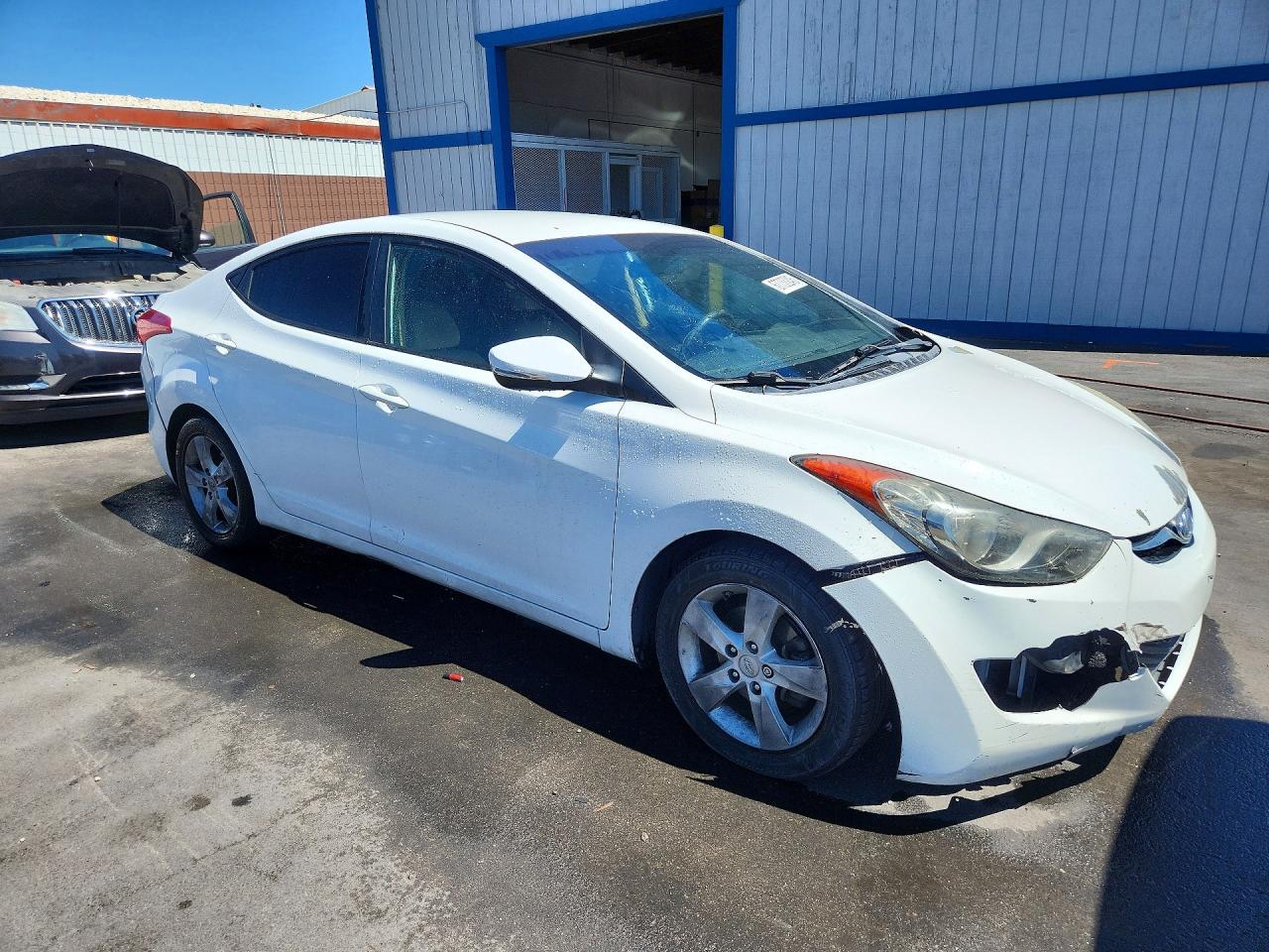 2013 Hyundai Elantra Gls White vin: 5NPDH4AE7DH349192