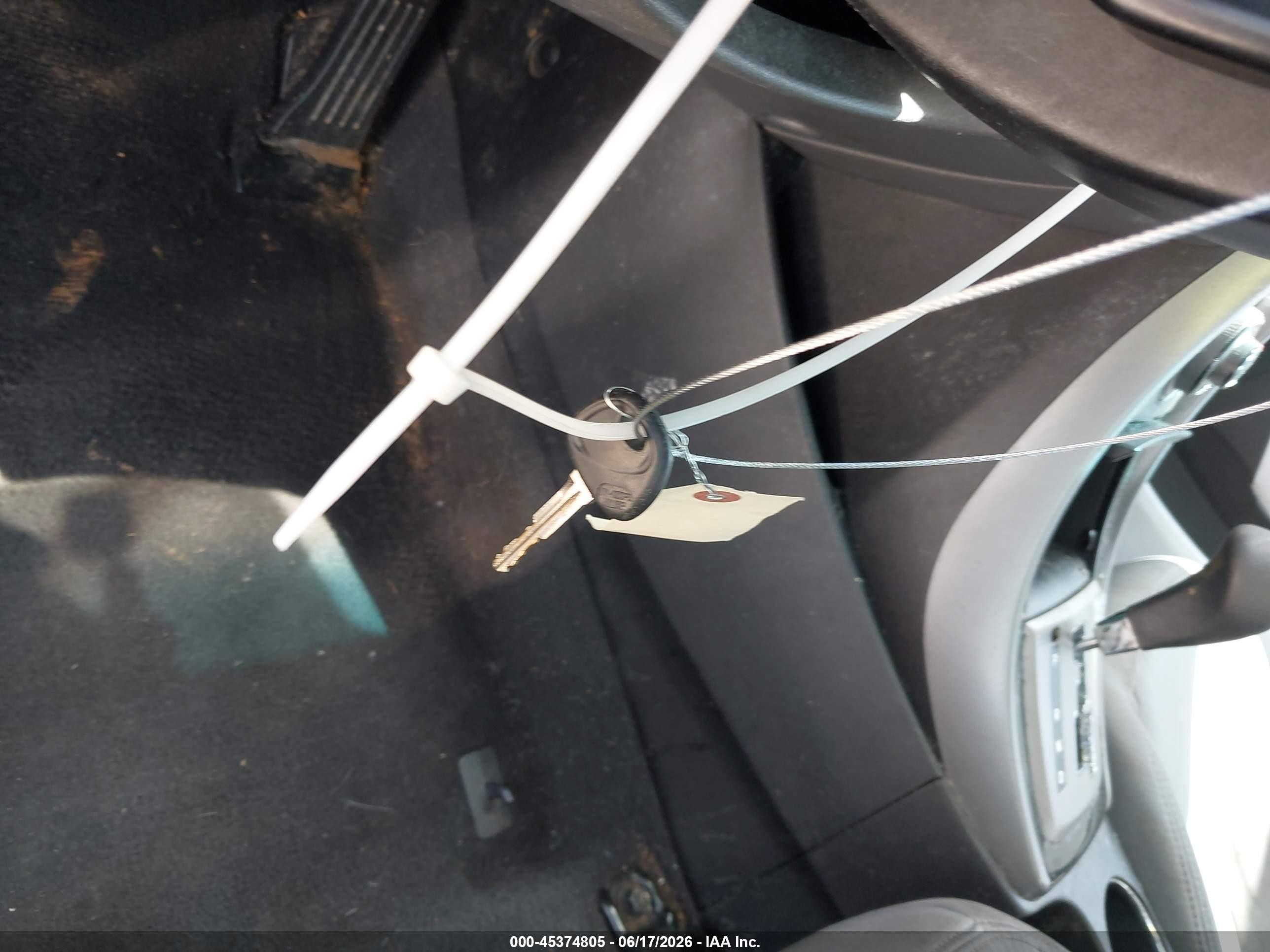 2013 Hyundai Elantra Gls Серебряный vin: 5NPDH4AE7DH357132