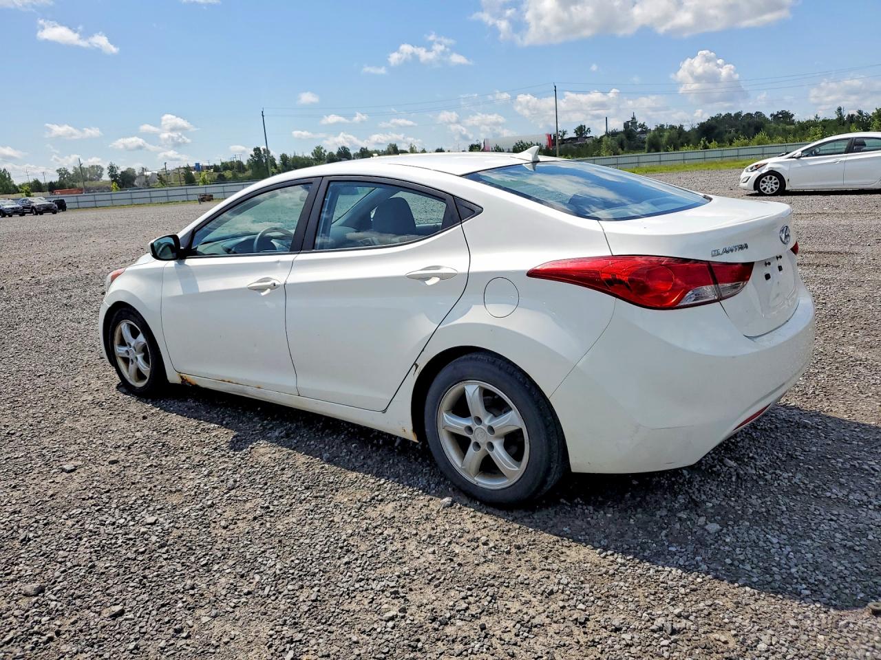 2013 Hyundai Elantra Gls White vin: 5NPDH4AE7DH361388