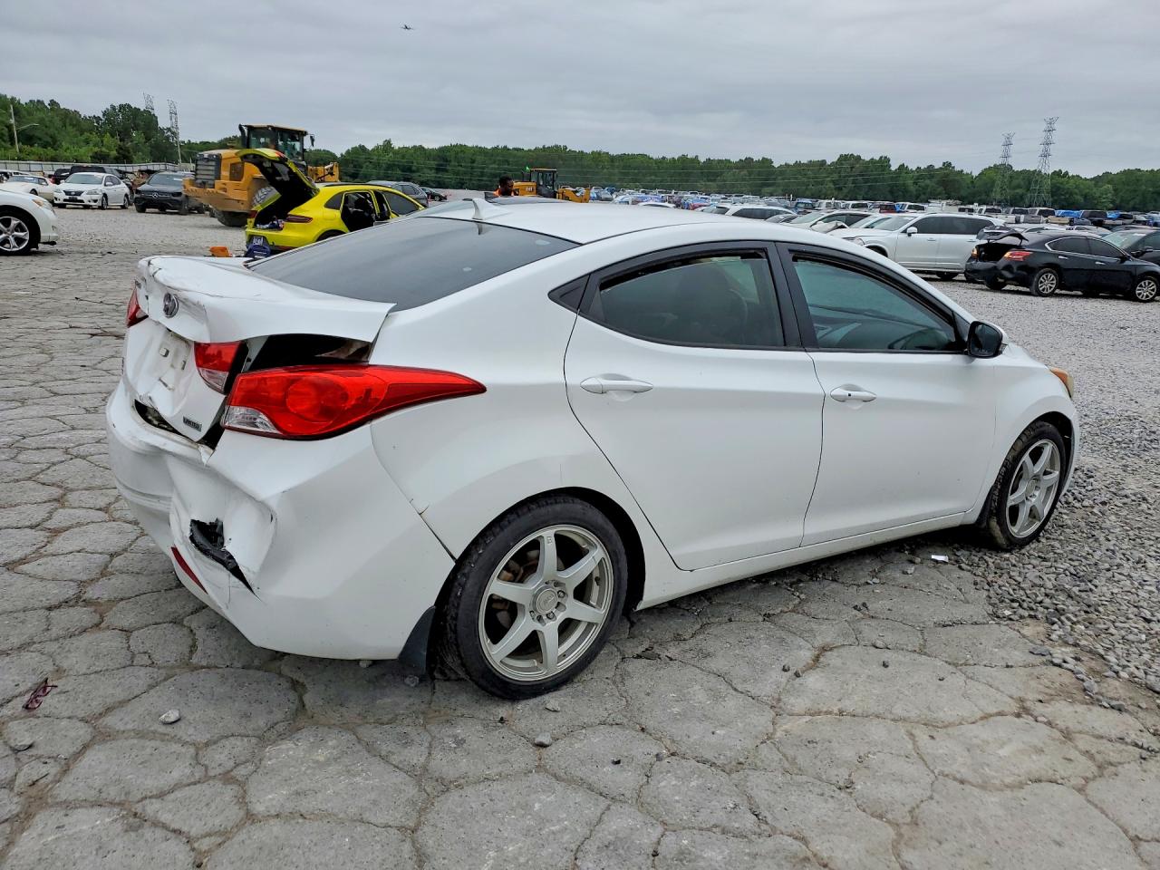 2013 Hyundai Elantra Limited White vin: 5NPDH4AE7DH401839
