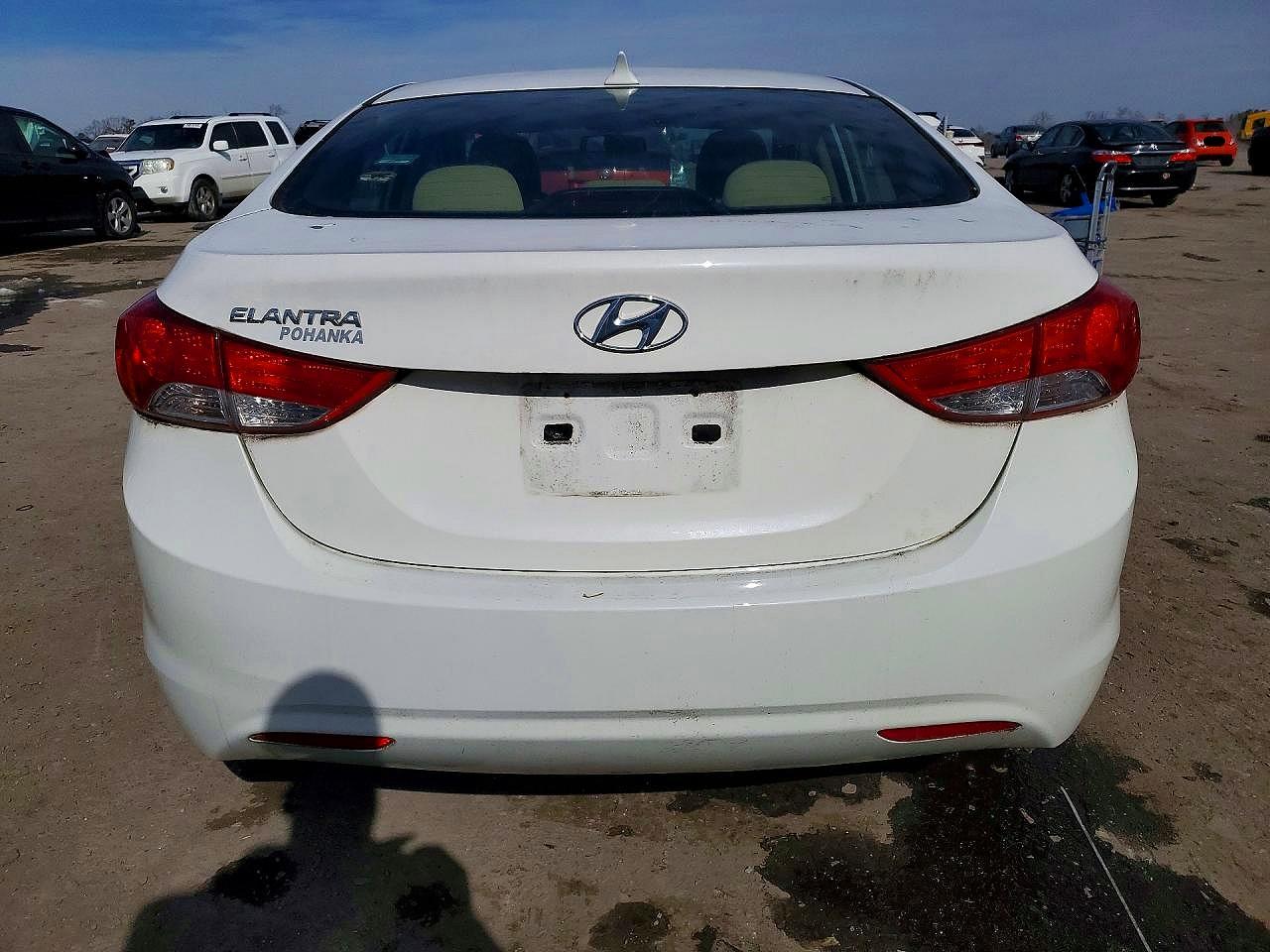 2014 Hyundai Elantra White vin: 5NPDH4AE7DH408757