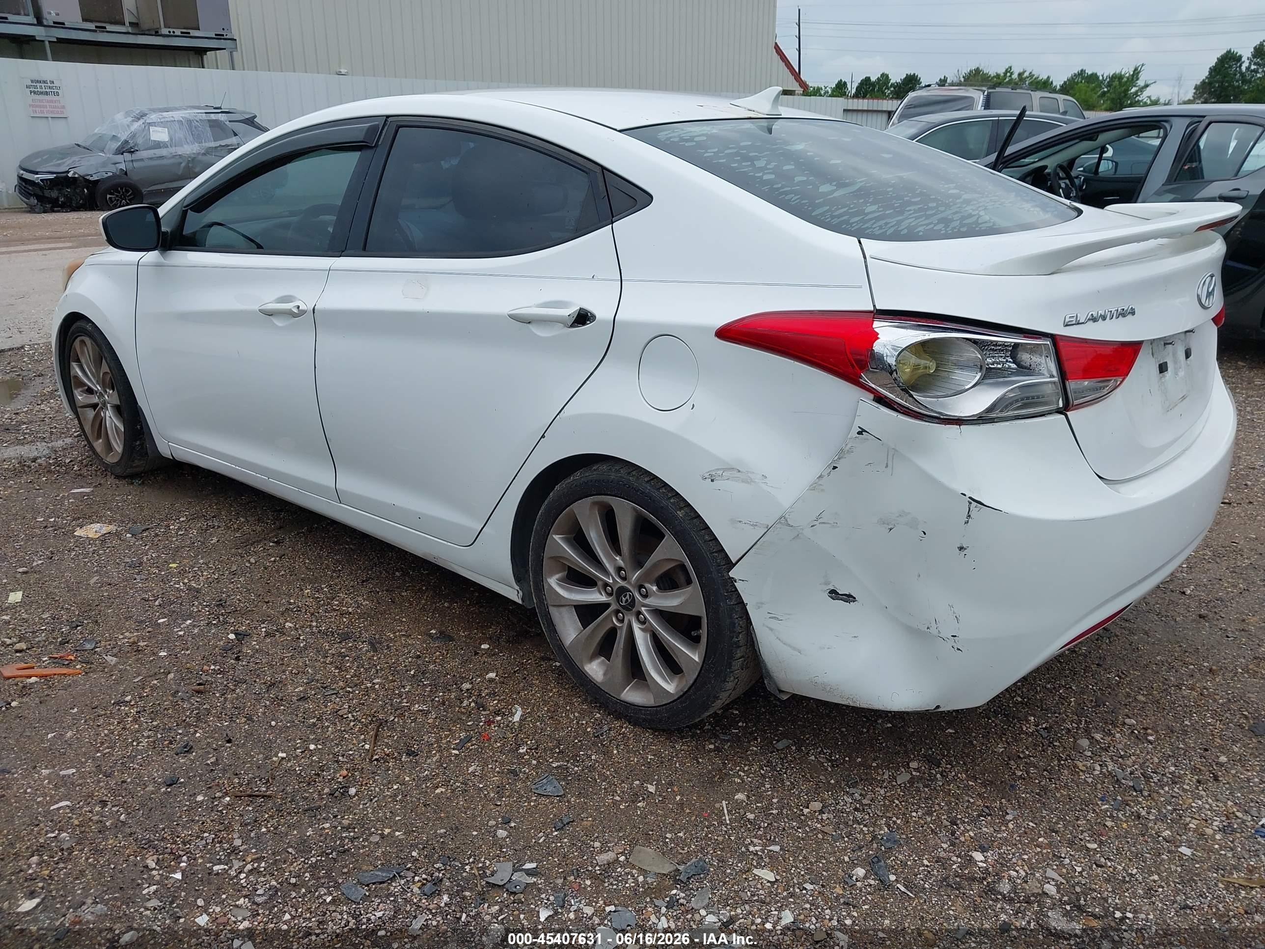 2013 Hyundai Elantra Gls White vin: 5NPDH4AE7DH411917