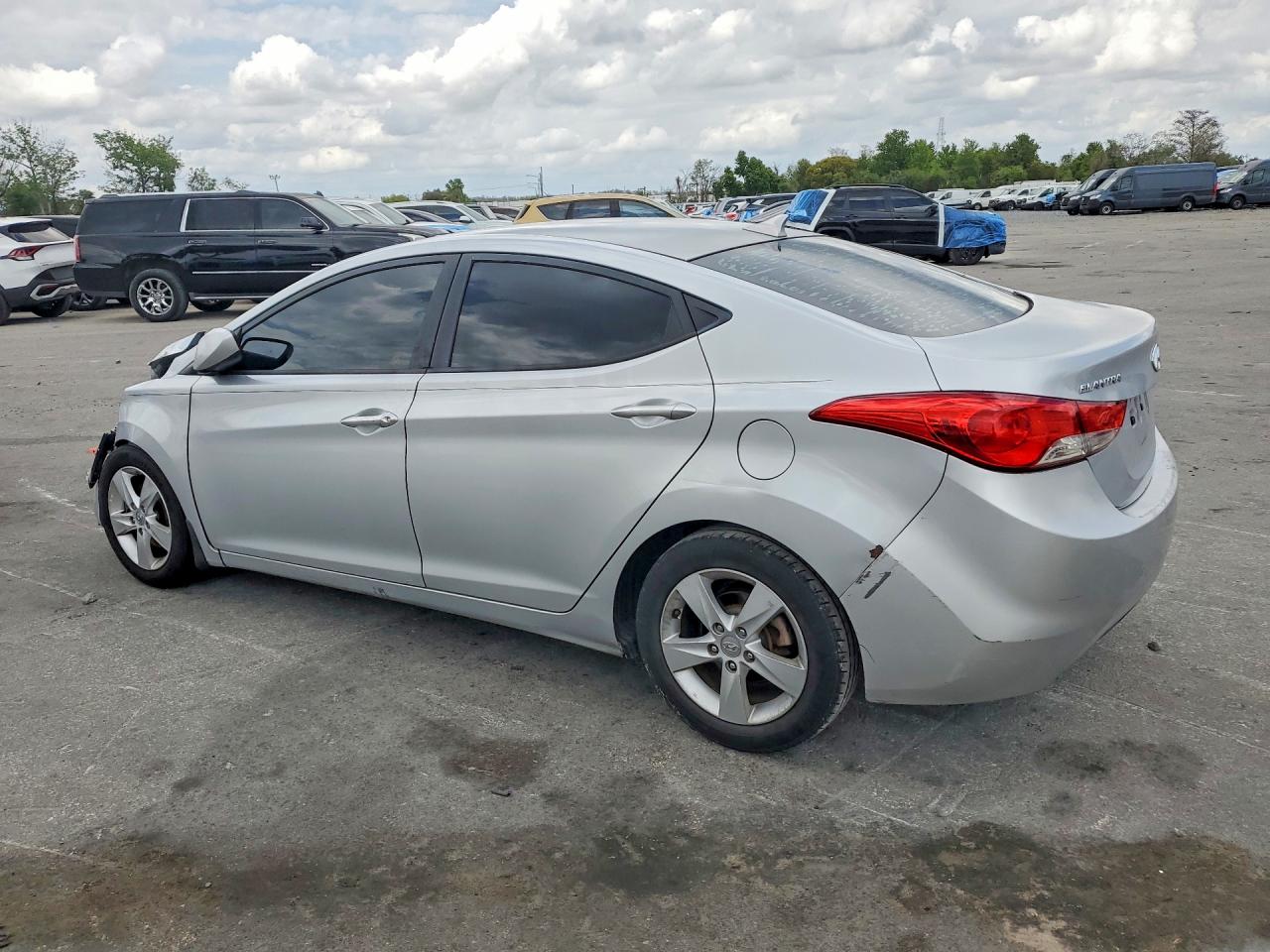 2013 Hyundai Elantra Gls Серебряный vin: 5NPDH4AE7DH420181