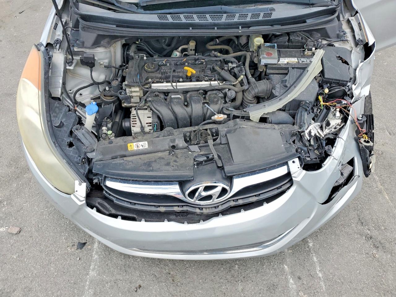 2013 Hyundai Elantra Gls Серебряный vin: 5NPDH4AE7DH420181