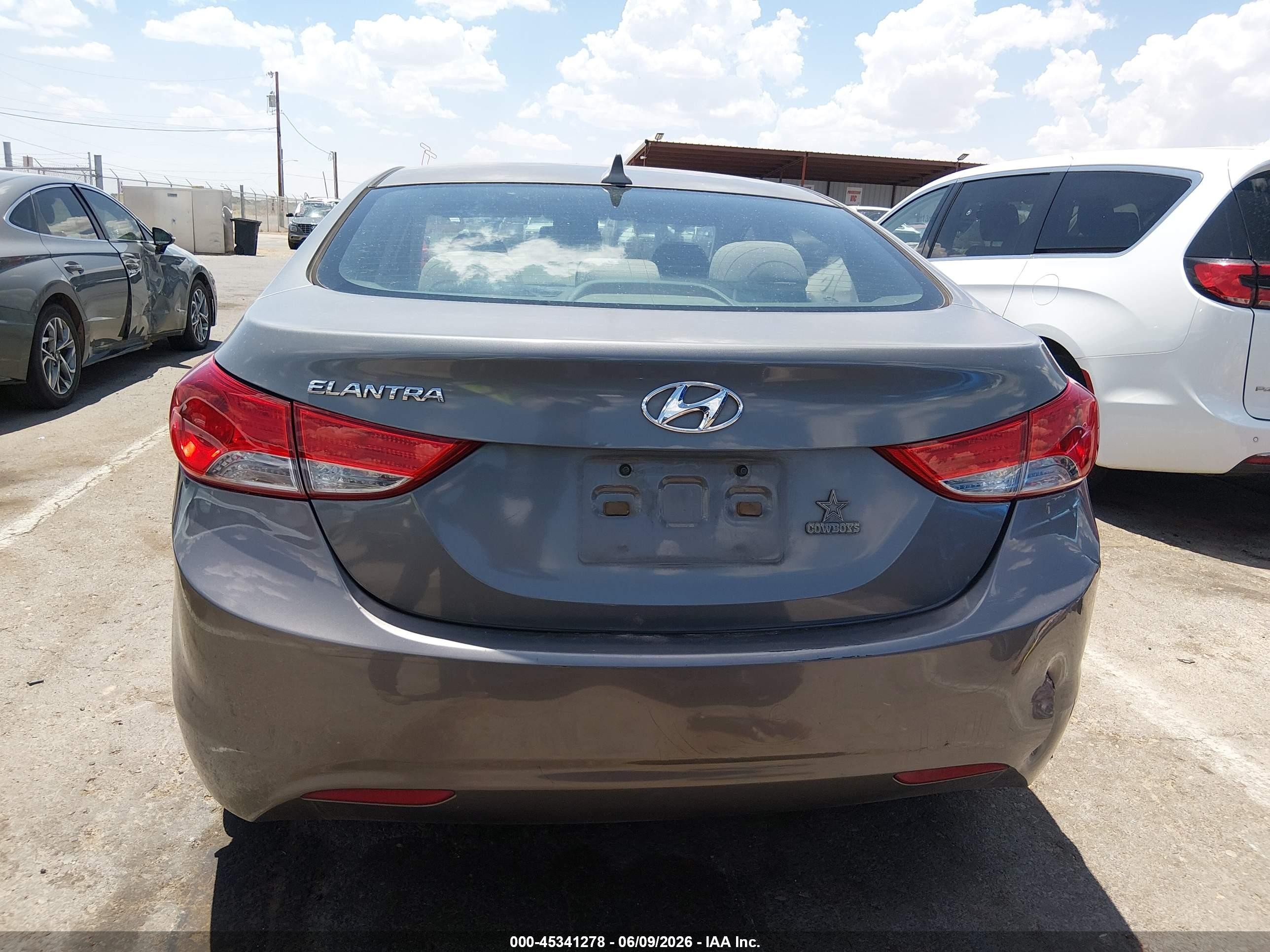 2013 Hyundai Elantra Gls Gray vin: 5NPDH4AE7DH422450
