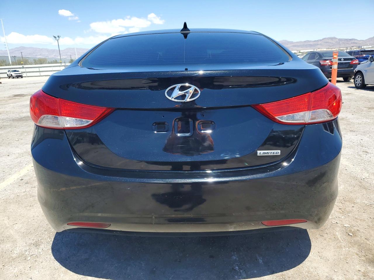 2013 Hyundai Elantra Limited Black vin: 5NPDH4AE7DH428782
