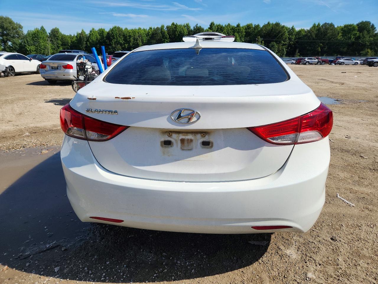 2013 Hyundai Elantra Gls White vin: 5NPDH4AE7DH448630