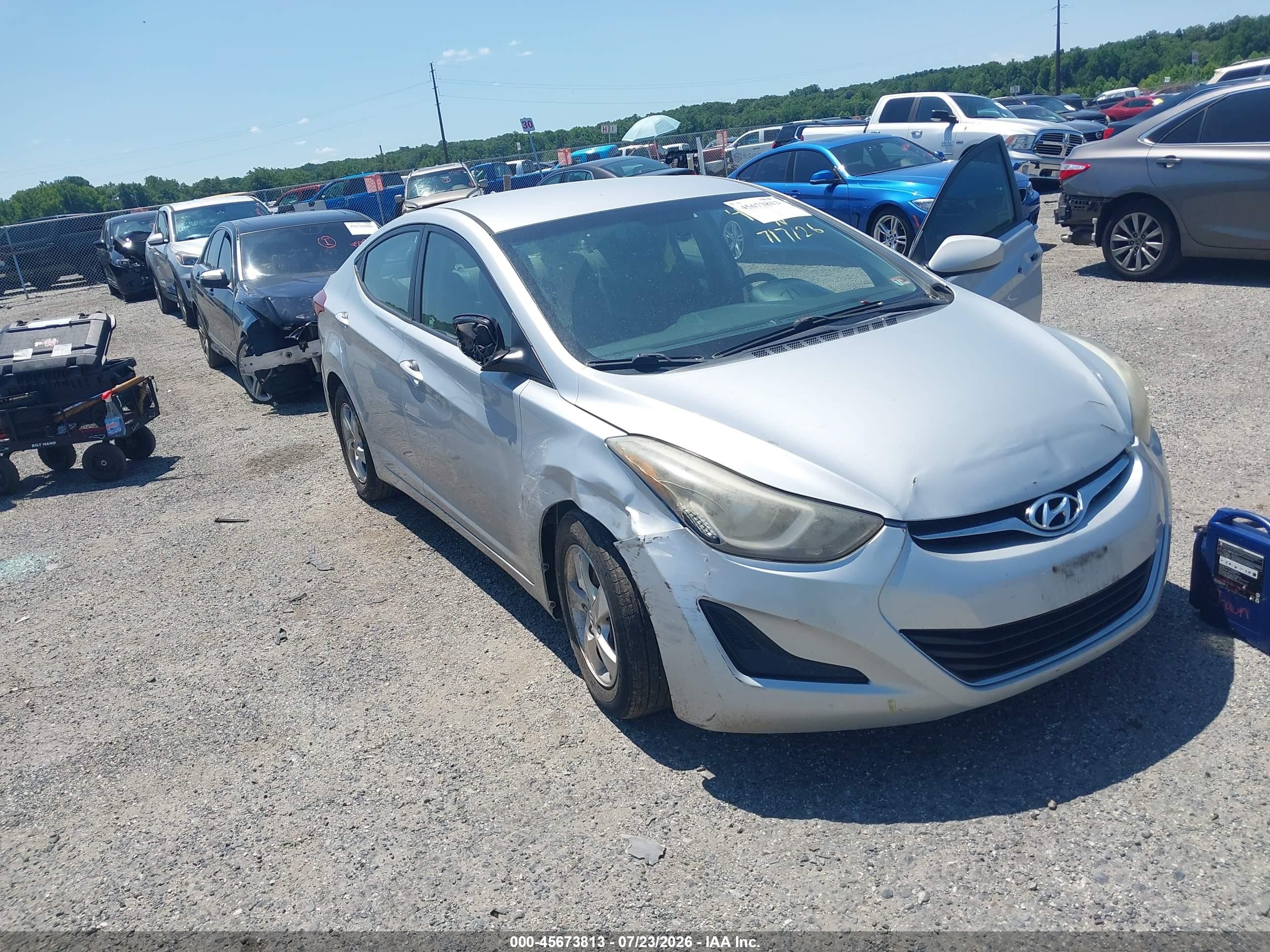 2014 Hyundai Elantra Se Серебряный vin: 5NPDH4AE7EH461802