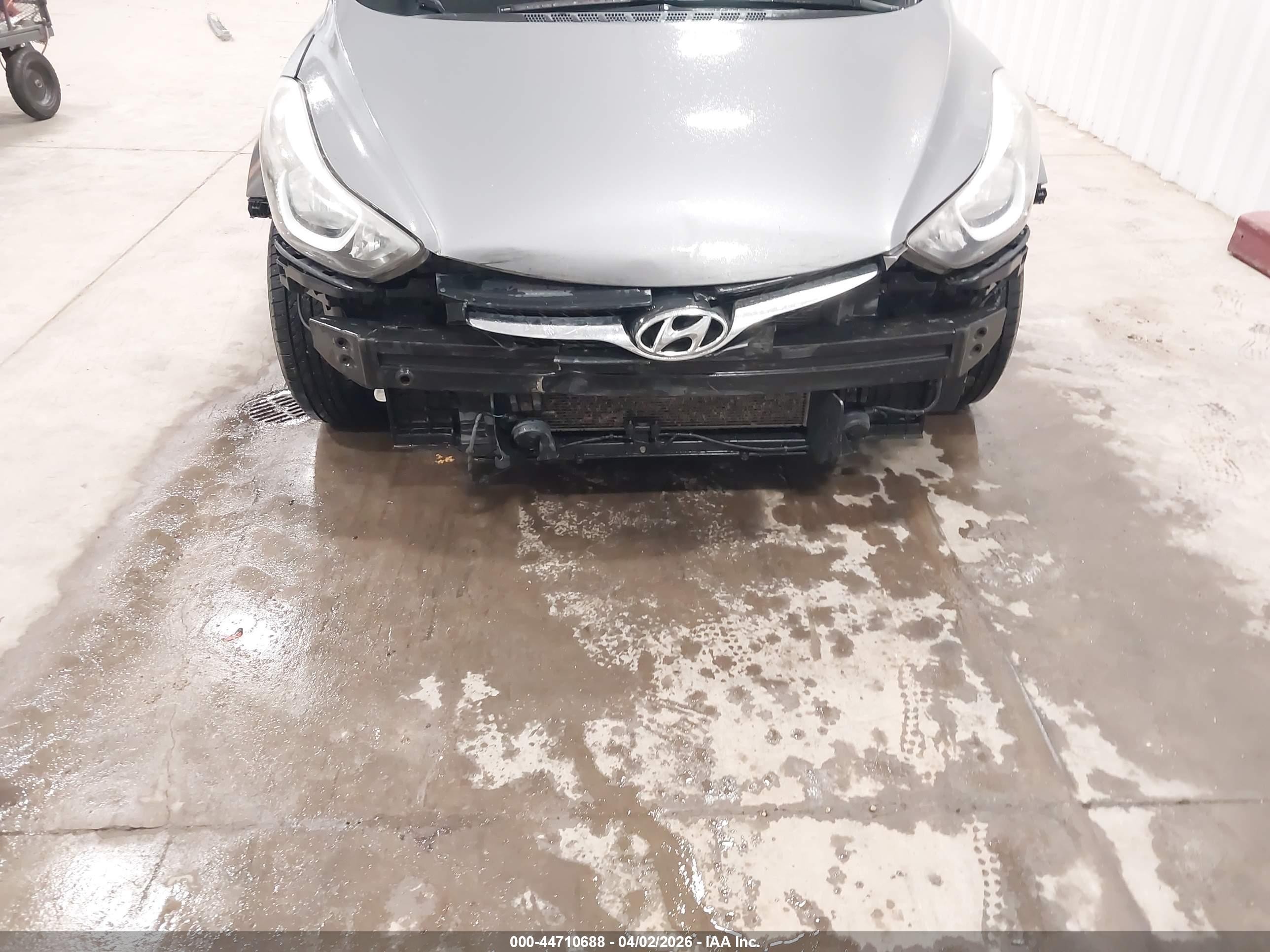2014 Hyundai Elantra Se Gray vin: 5NPDH4AE7EH462237